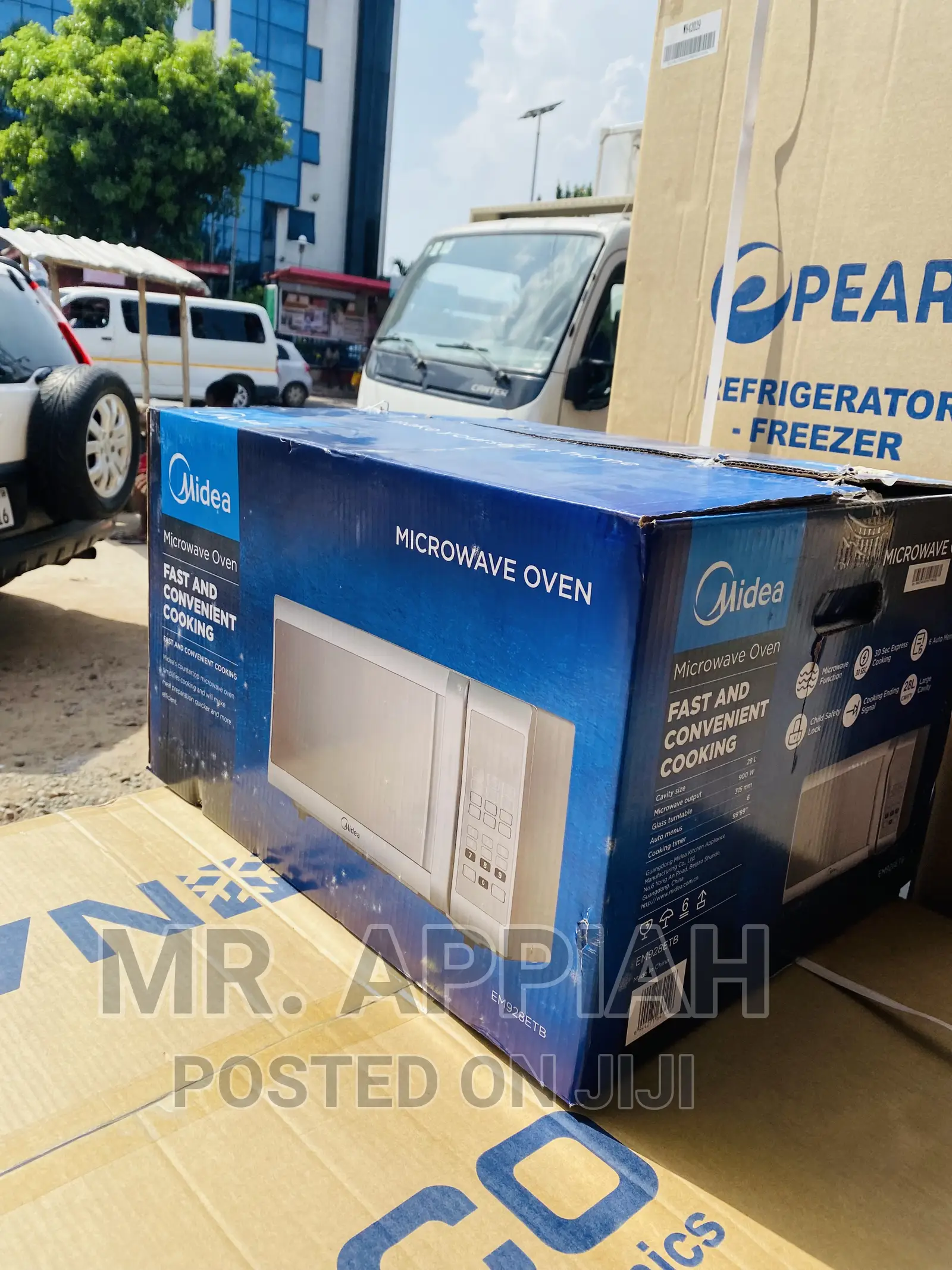 Reliable and Affordable Midea Electric Microwave(28L)Gray