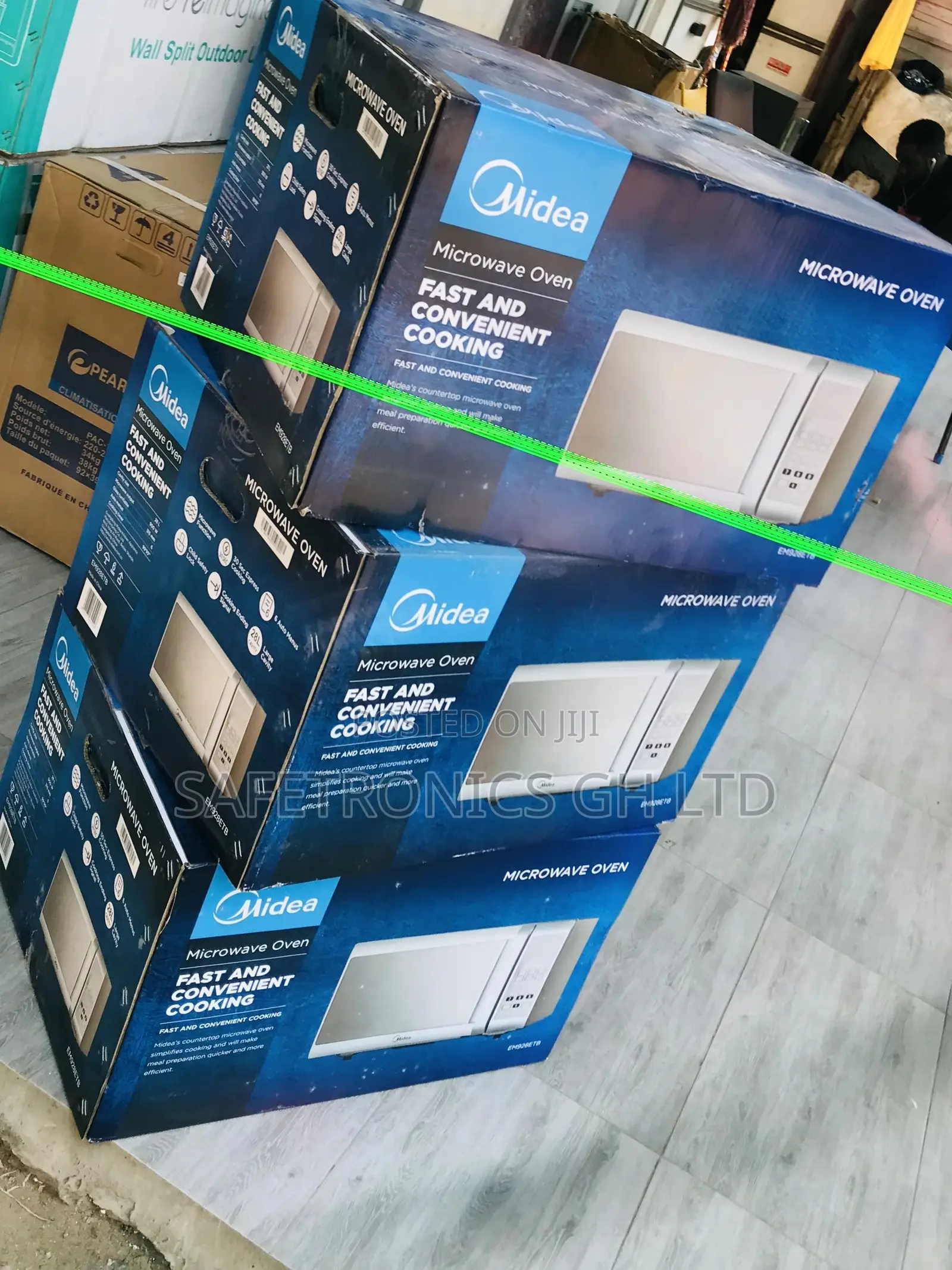 28 Liters Microwave Midea EM928ETB Sliver Countertop 