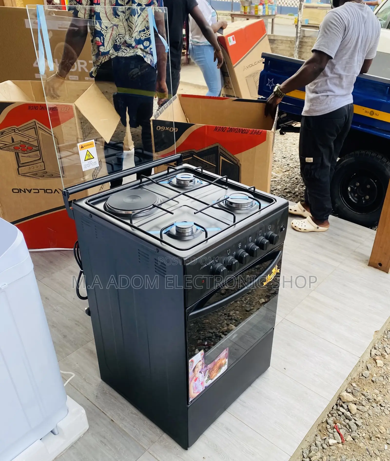 Volcano 50x50 3 Gas + 1 Electric Cooker With Oven(Black) 