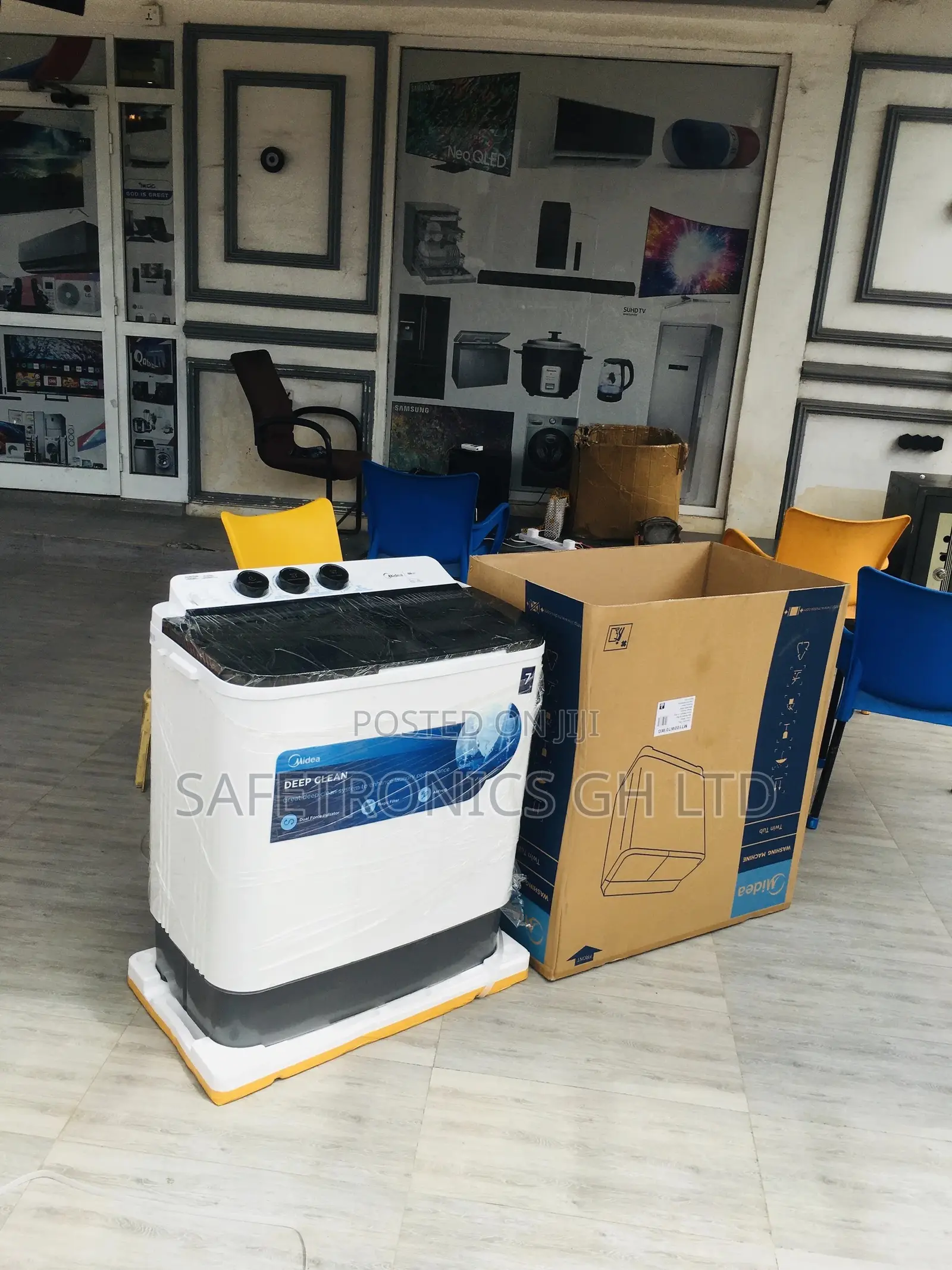  Blue/White Midea Semiautomatic Topload Washingmachine 7kg
