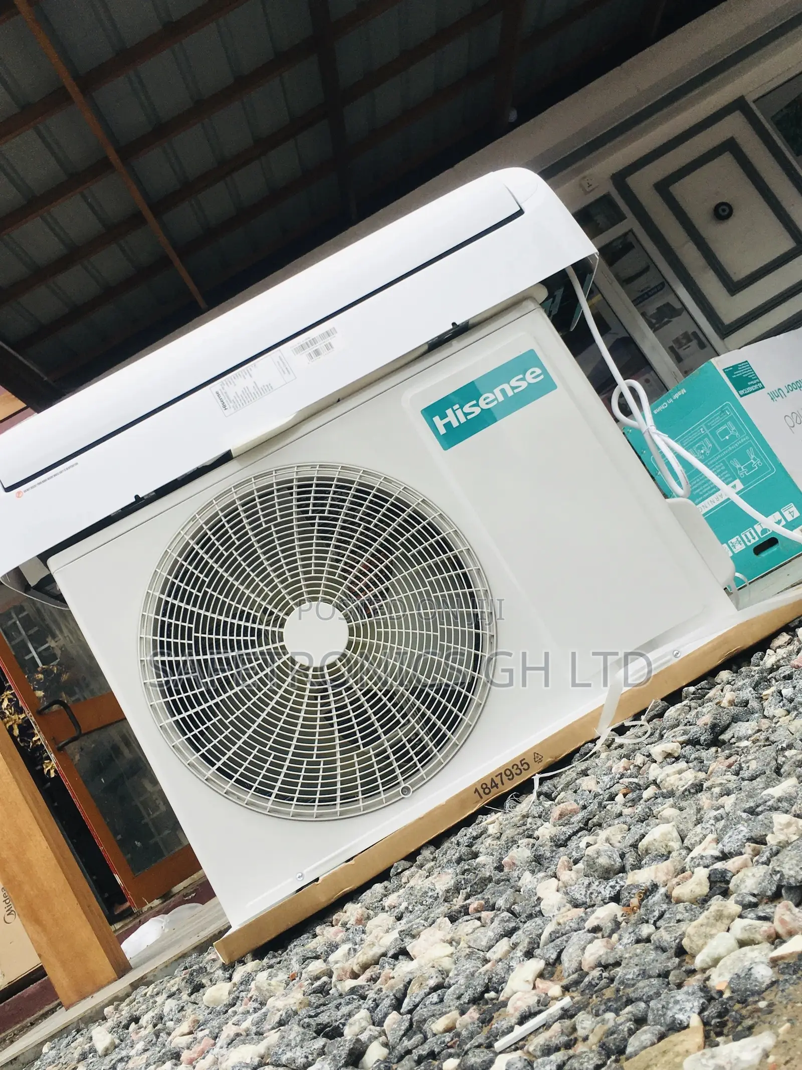 White Split Gas 2.5hp Hisense Airconditioner Electric