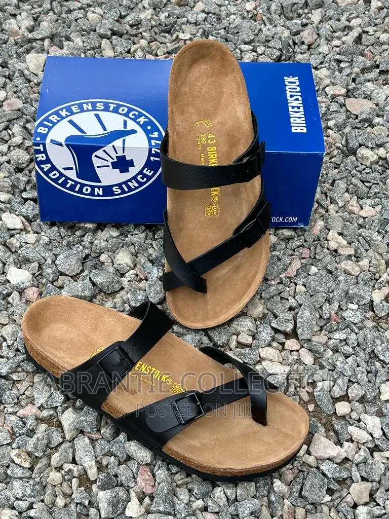 Birkenstock Mayari Slides Black