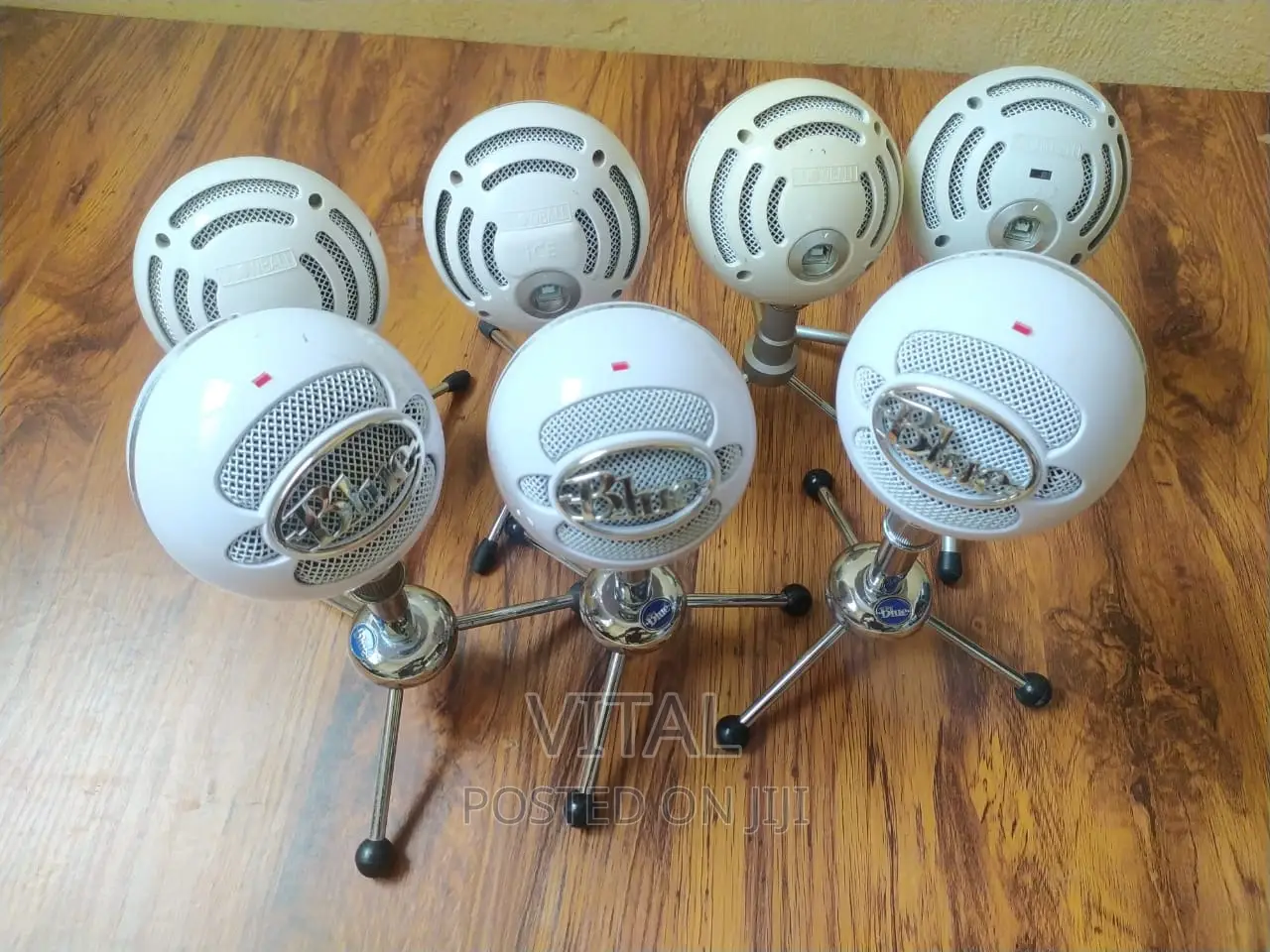 USB Mic for Studio and Live Streaming /Blue Snowball