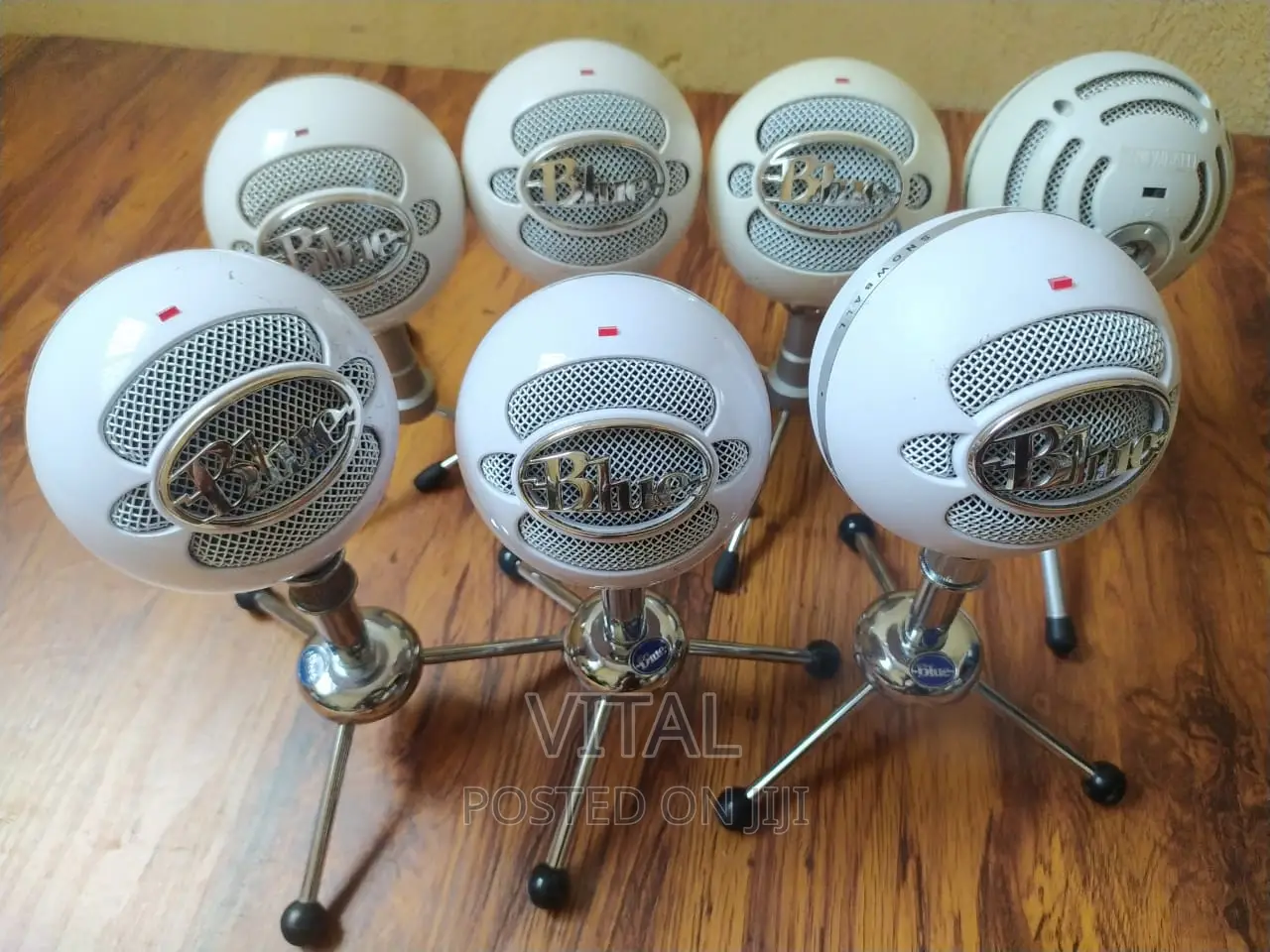USB Mic for Studio and Live Streaming /Blue Snowball