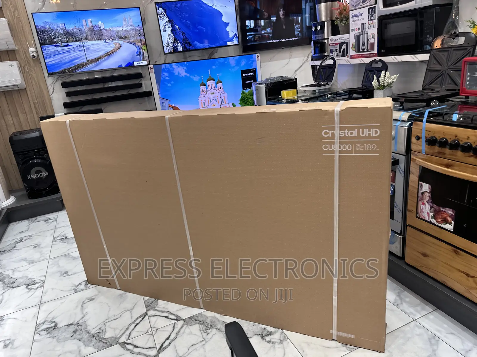 Immersive View UHD 75”Cu700 Samsung Glossy Tv 