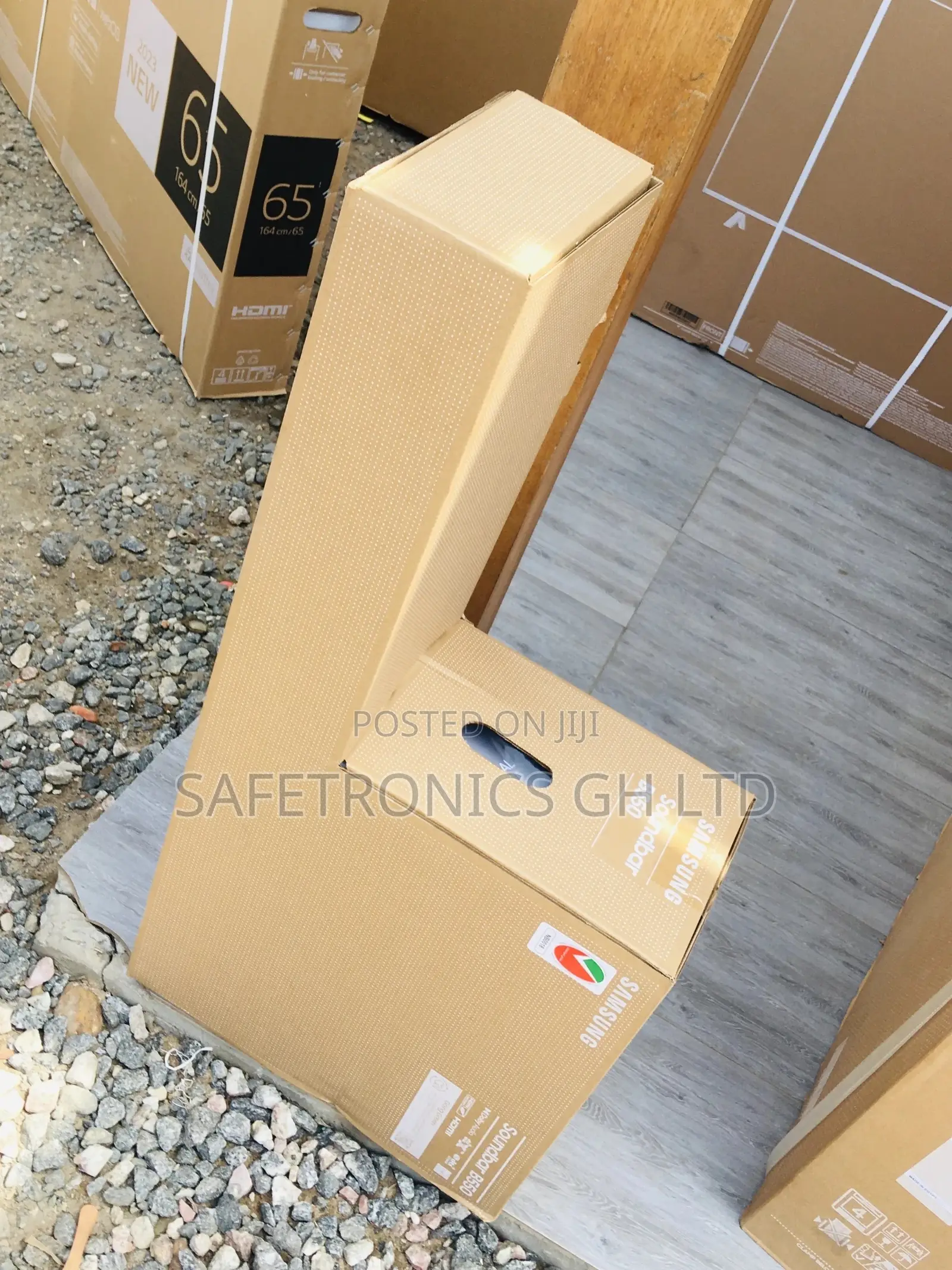 Sealed Black Samsung HW-B550 Soundbar Bluetooth Wireless