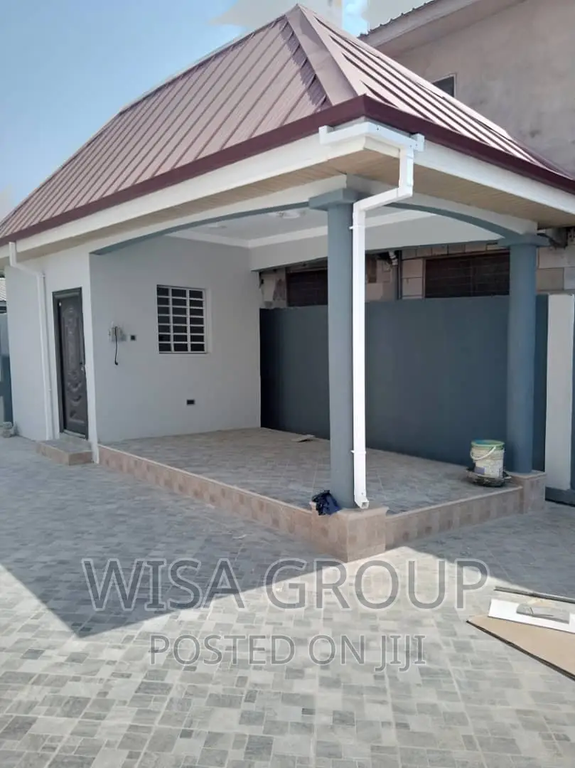 4bdrm Duplex in Wisa Groups, Accra Metropolitan for sale