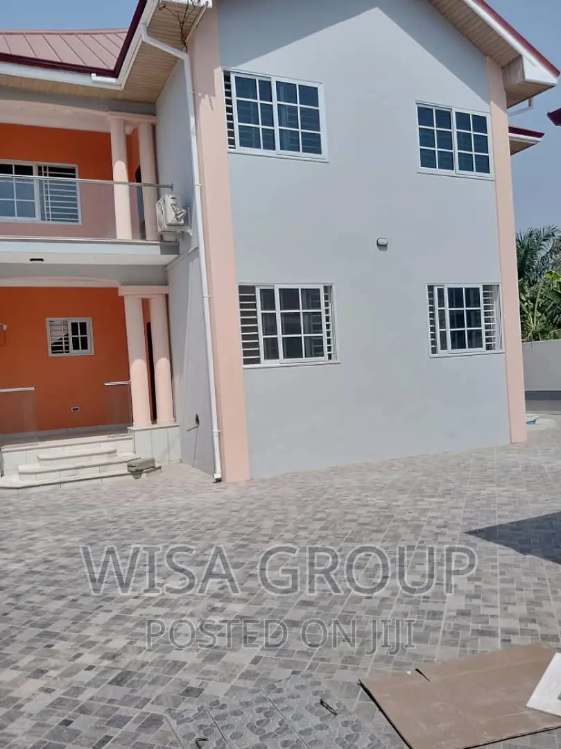 4bdrm Duplex in Wisa Groups, Accra Metropolitan for sale