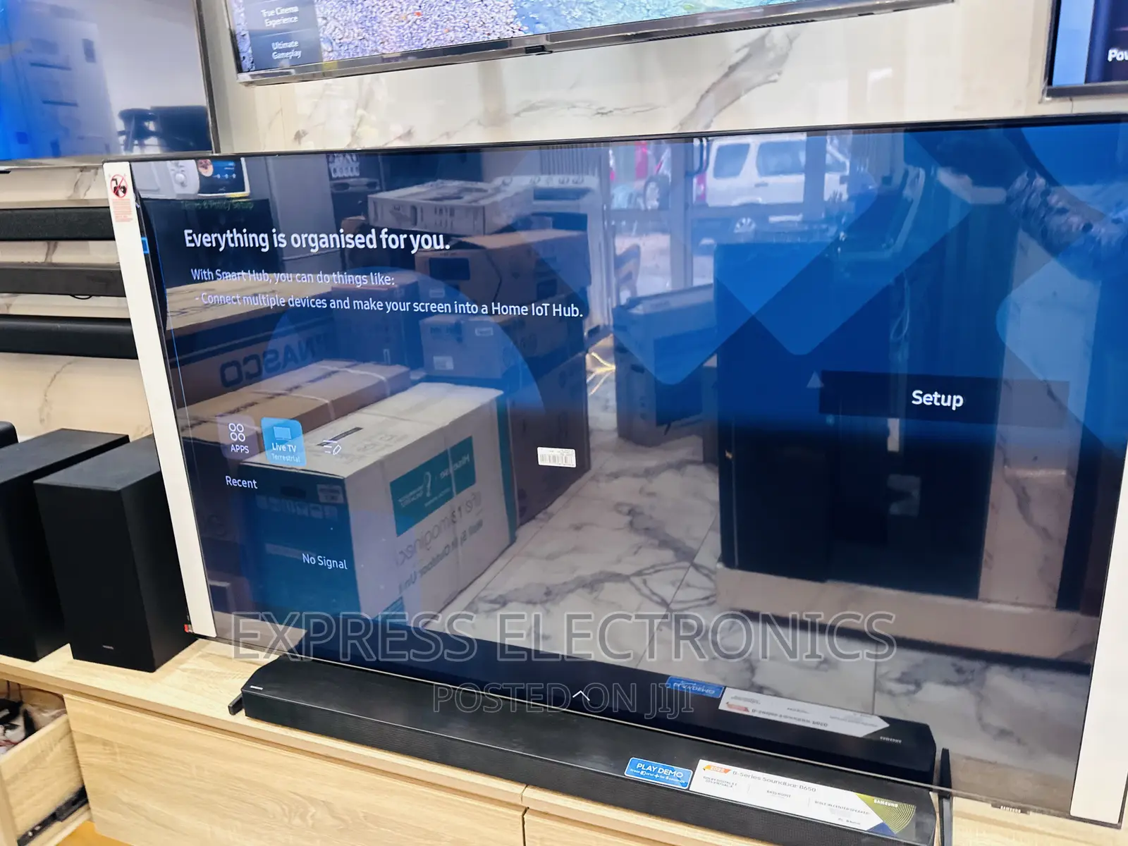 Quantum Sleek UHD Smart Samsung 65”Cu8000