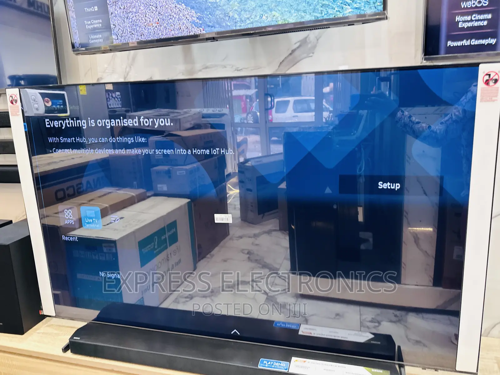 Quantum Sleek UHD Smart Samsung 65”Cu8000