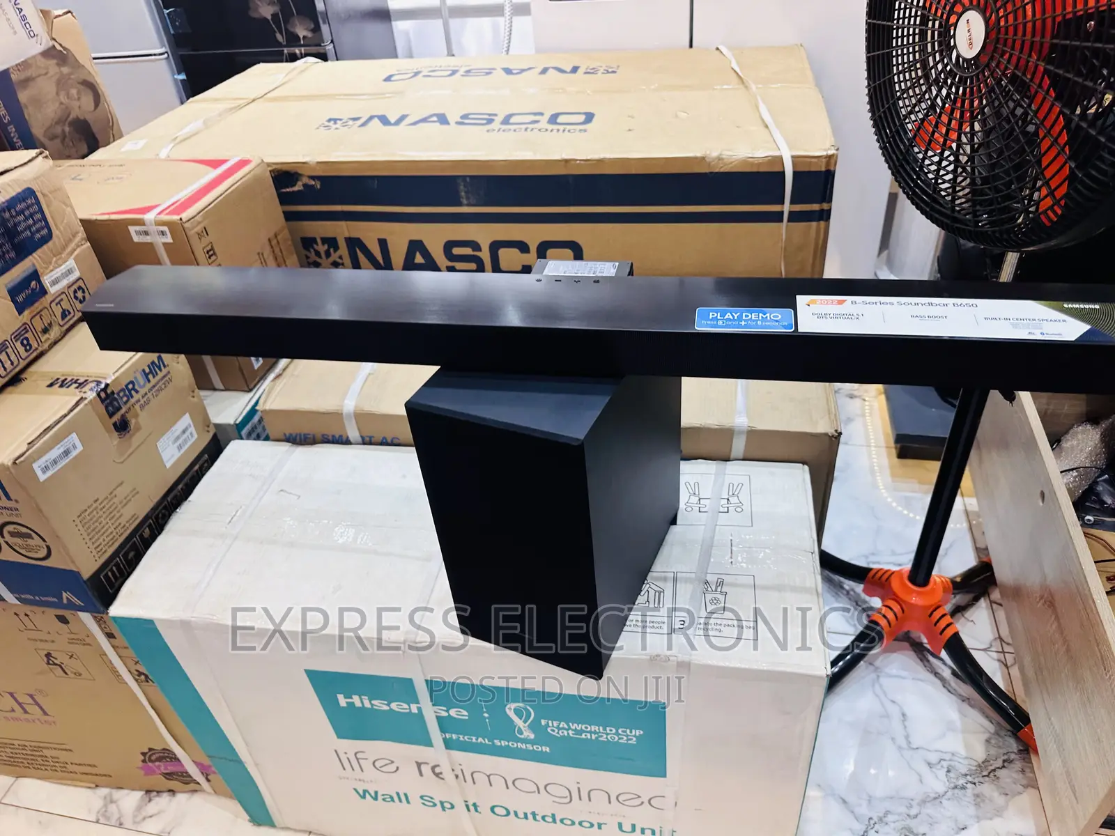 Immersive Sound Effects Samsung B550 Soundbar With Woofer