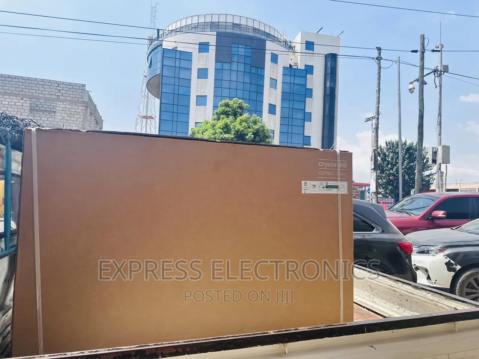 Real Color QLED Display UHD Smart Samsung 85Q60B