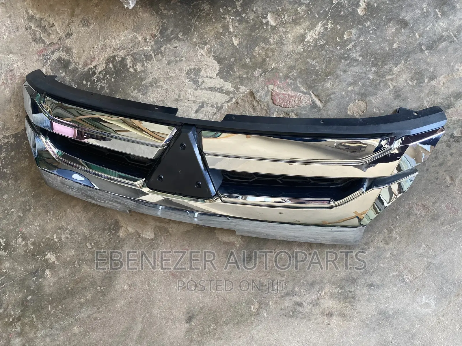 Mitsubishi L200 2020,2021,2022 Front Shells