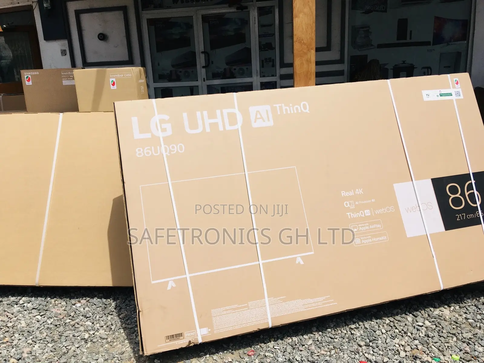 Black Electric 86 Inches Glossy LED LG UQ90 Smart UHD Tv