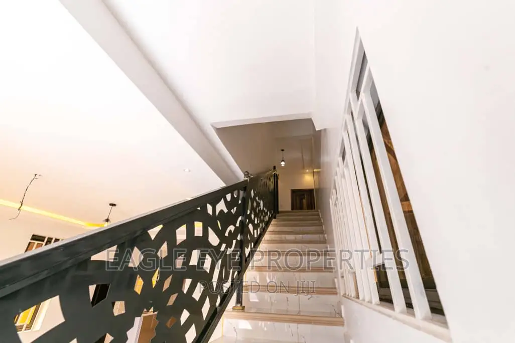 4bdrm House in Spintex for sale