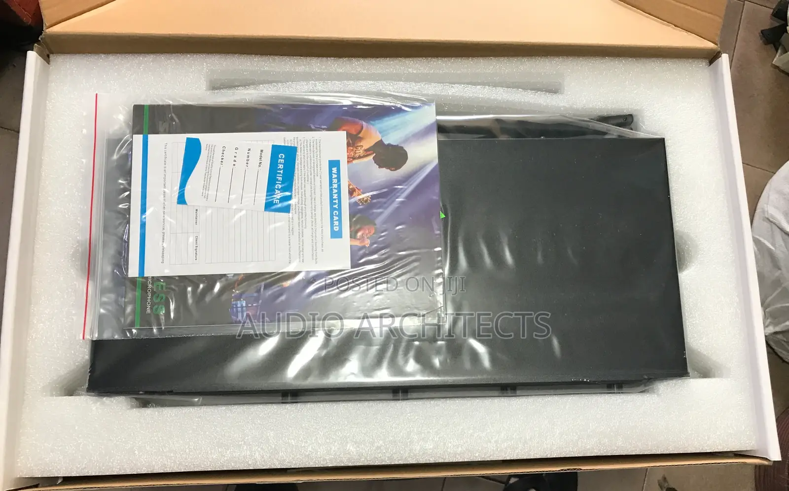 4 in 1 Cordless Microphone