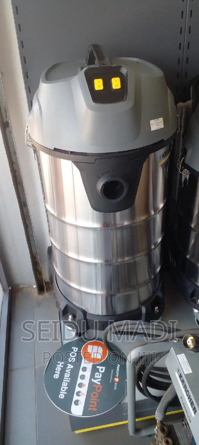 Karcher Nt90 Vacuum Cleaner.