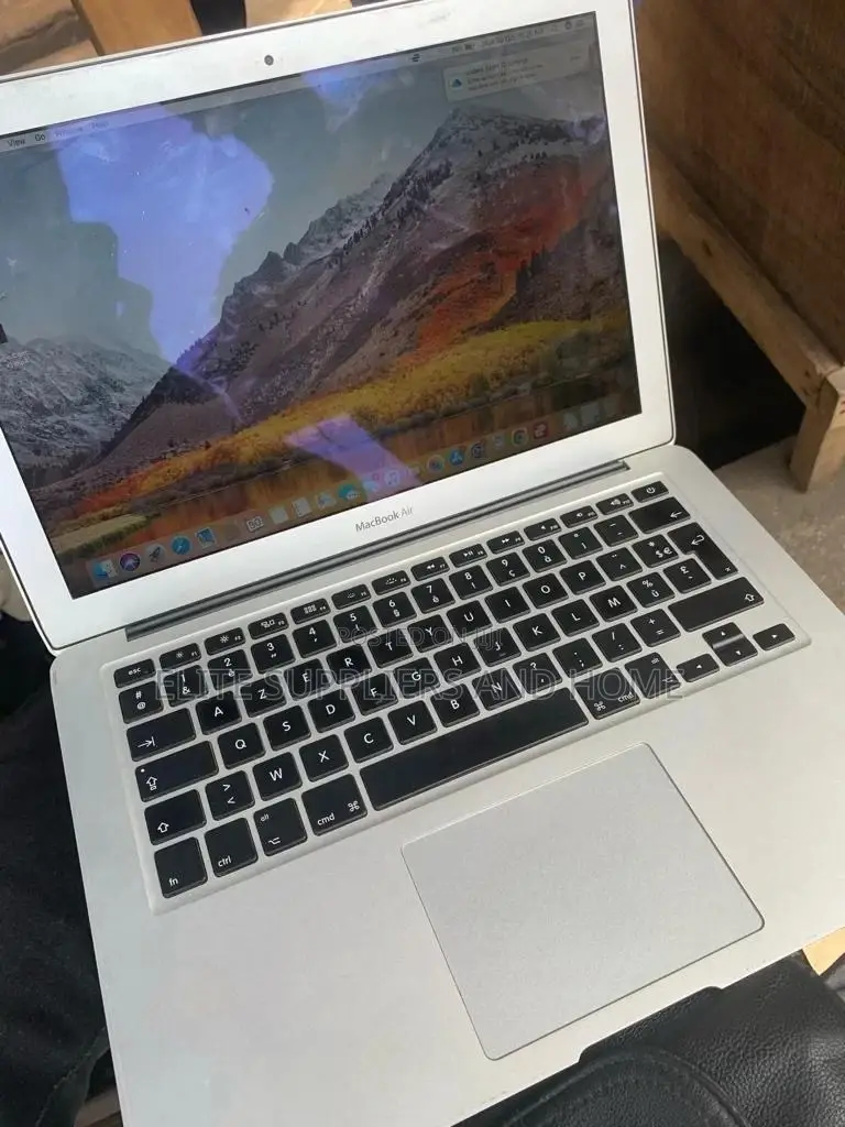 Laptop Apple MacBook Air 4GB Intel Core I5 SSHD+SSD 500GB