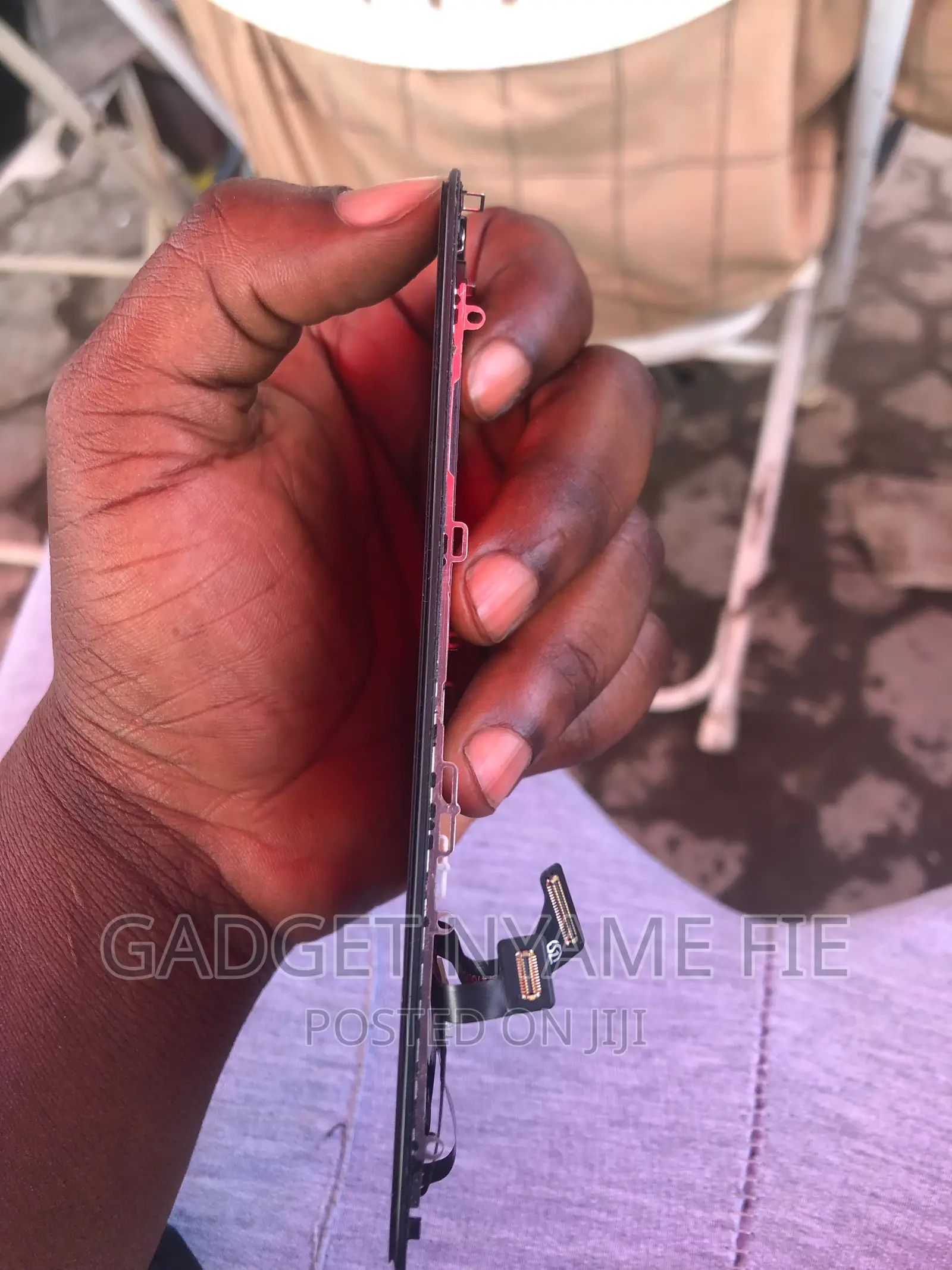 iPhone 8 Screen Replacement With Free Fixing