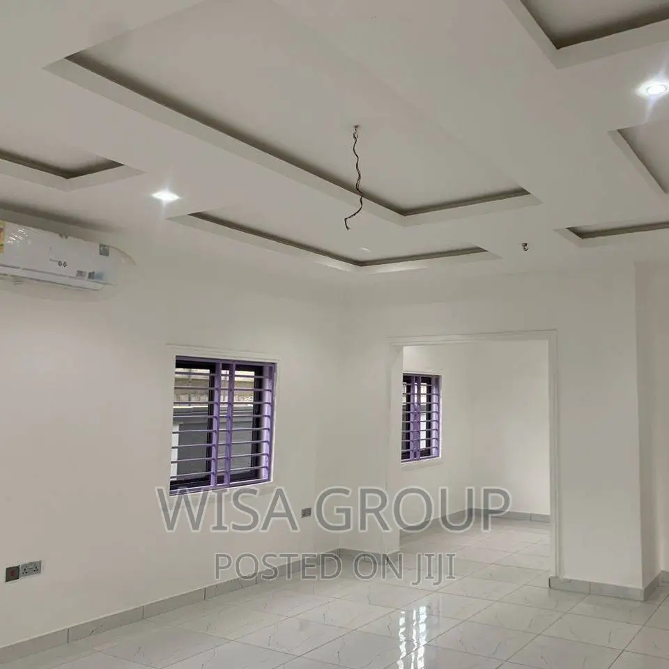 4bdrm Duplex in Wisa Groups, Accra Metropolitan for sale