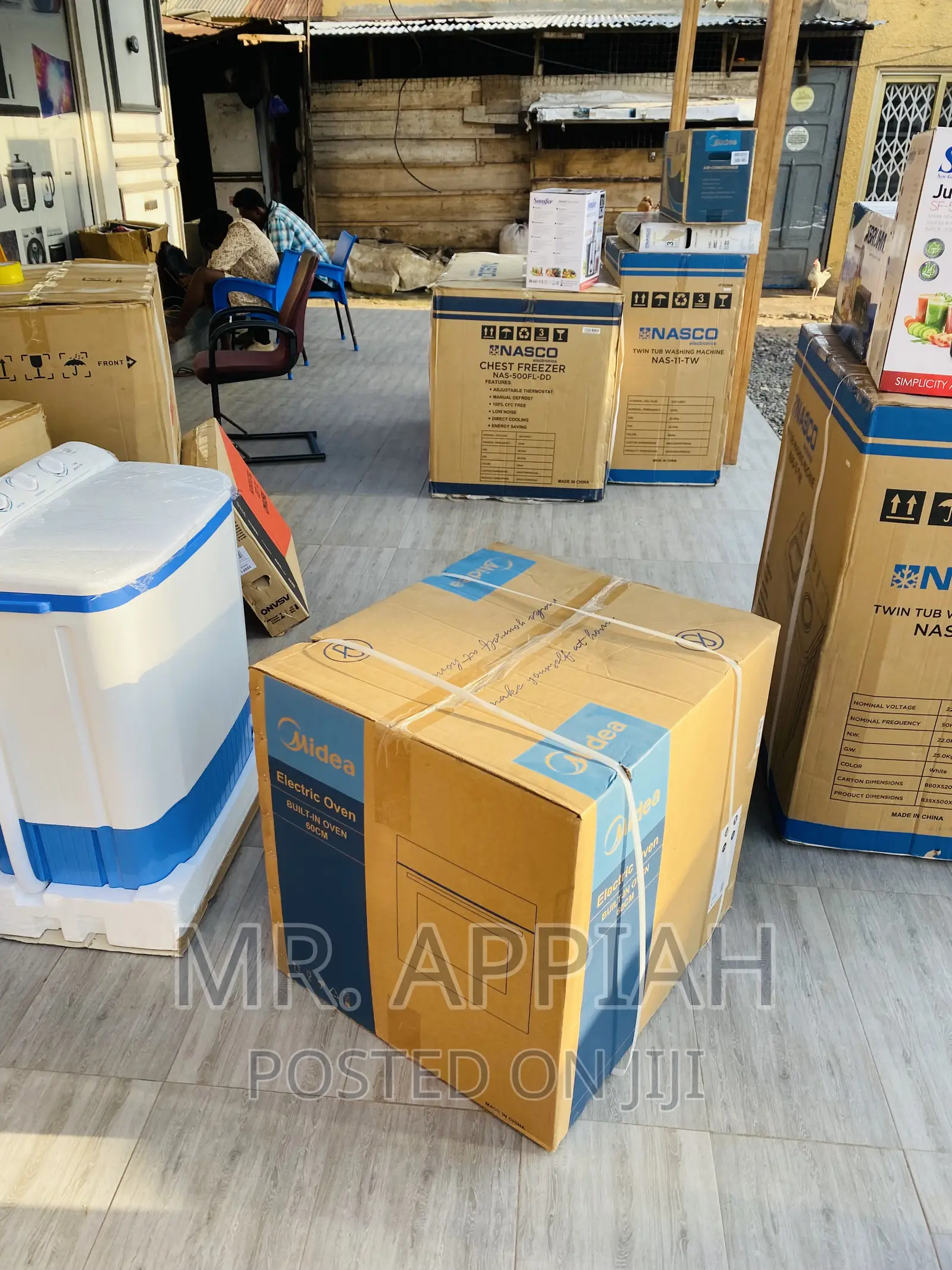 Purchase Classic Midea Electric Microwave(65M80M1-012).