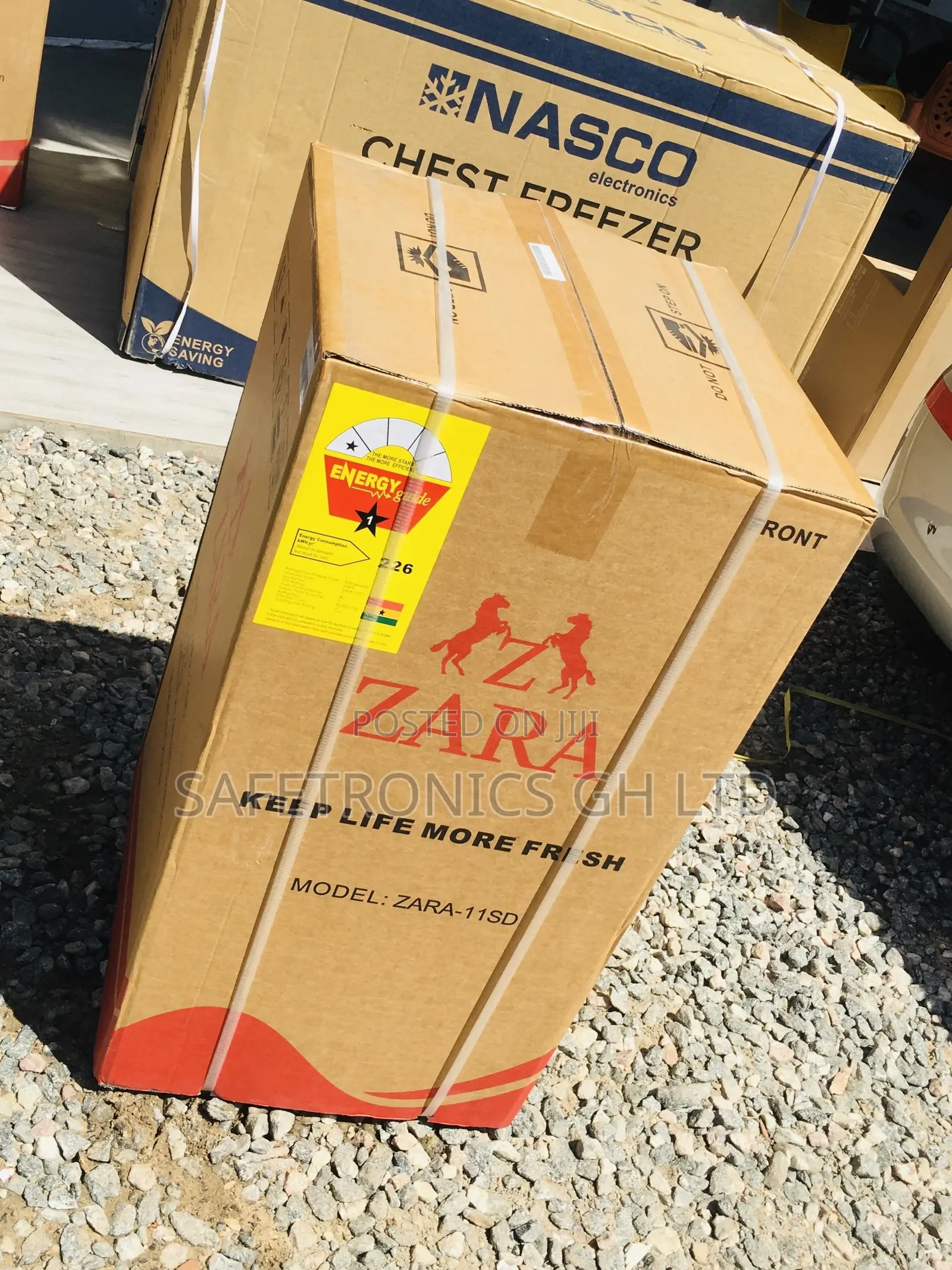 Topfreezer Singledoor Zara-11sd 82L  Tabletop Fridge