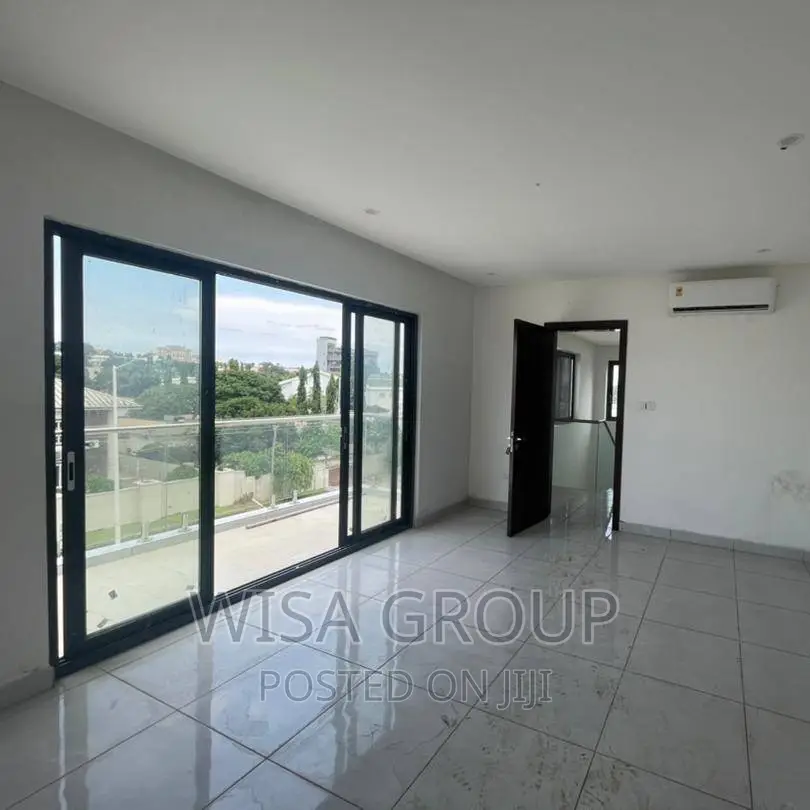 5bdrm Duplex in Wisa Groups, Accra Metropolitan for sale