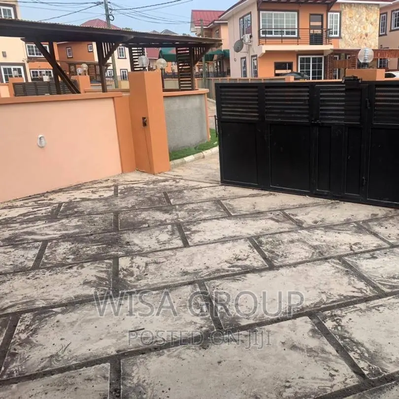 3bdrm Duplex in Wisa Groups, Accra Metropolitan for rent