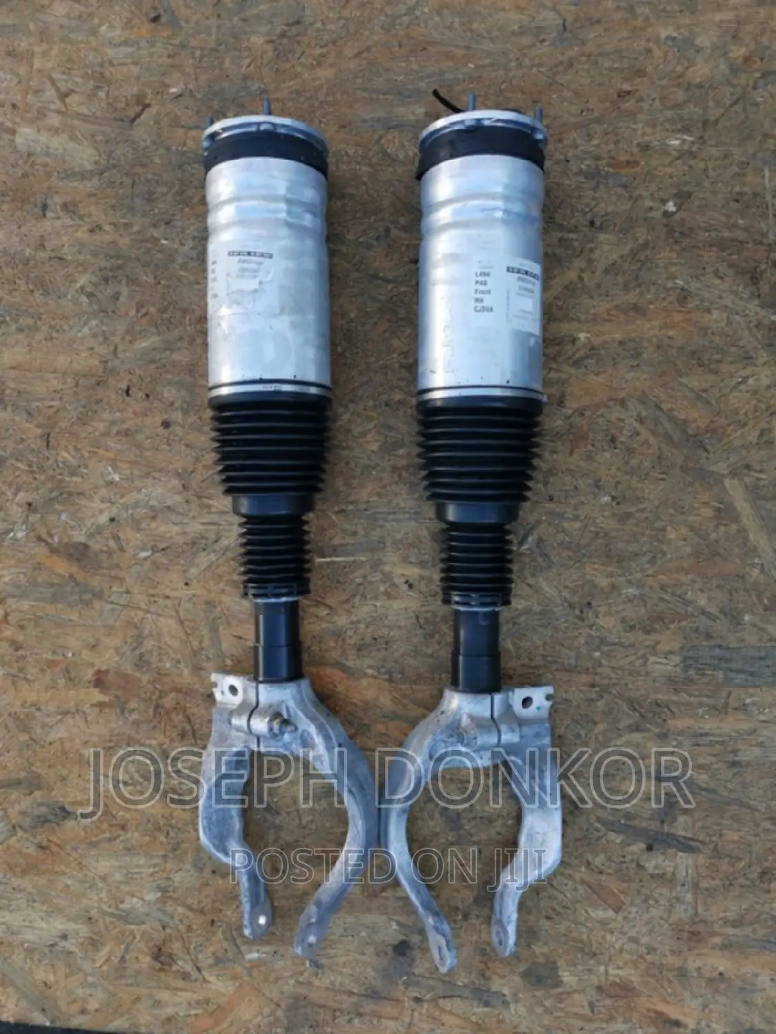 Rover Rover Sports/Vogue 2018,2019,2020,2021 Front Shocks