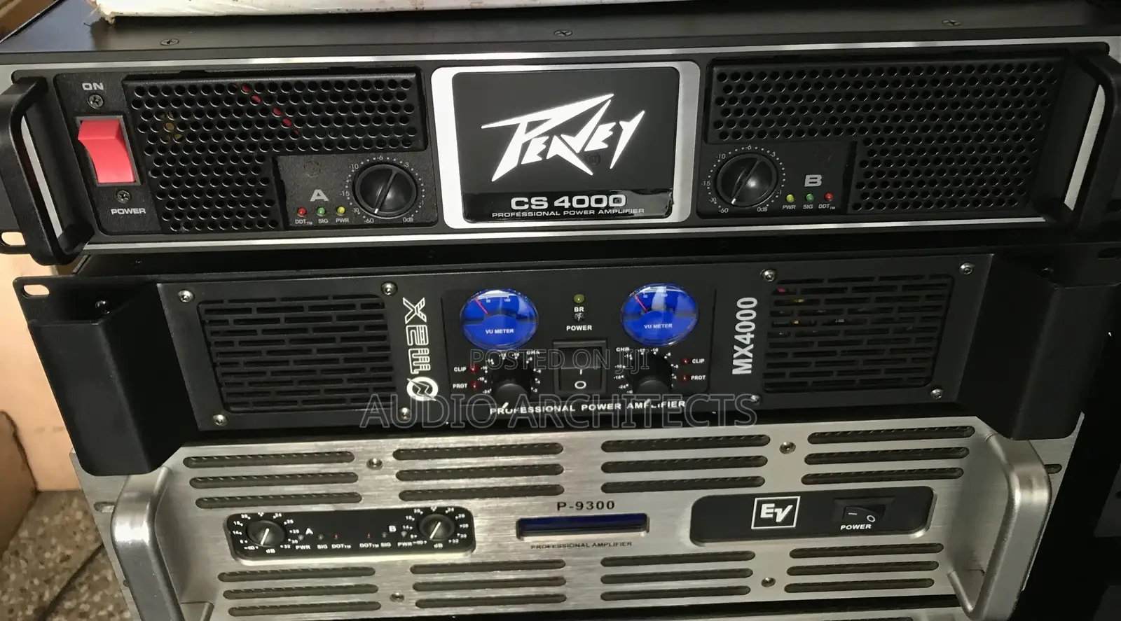 Peavey CS4000 Power Amplifier