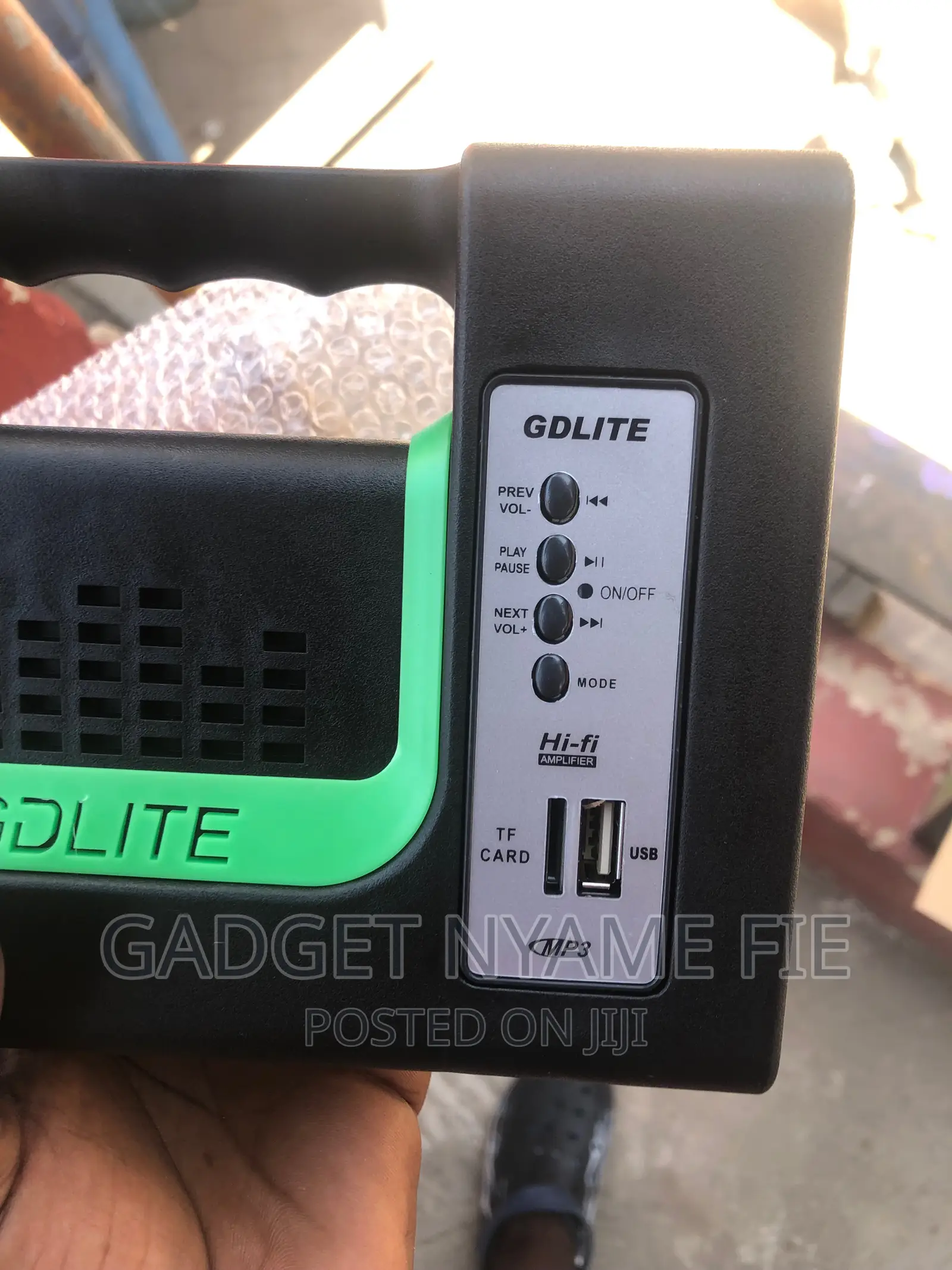 Gdlite 10 Solar Light System (With 3 Bulbs )