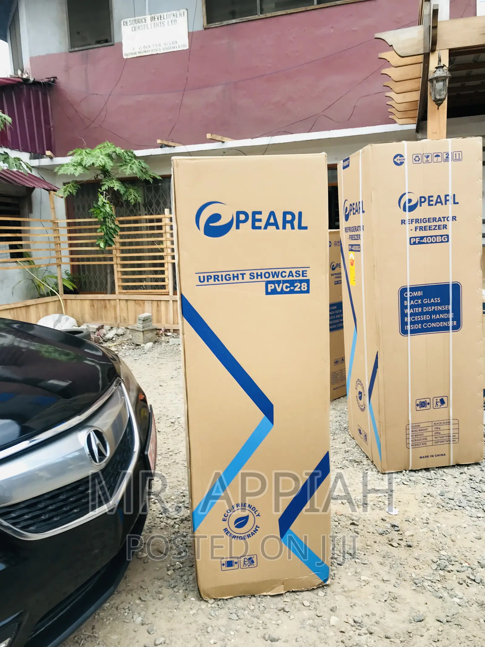 Extremely Chilling Pearl PVC-28 Electric Display Fridge