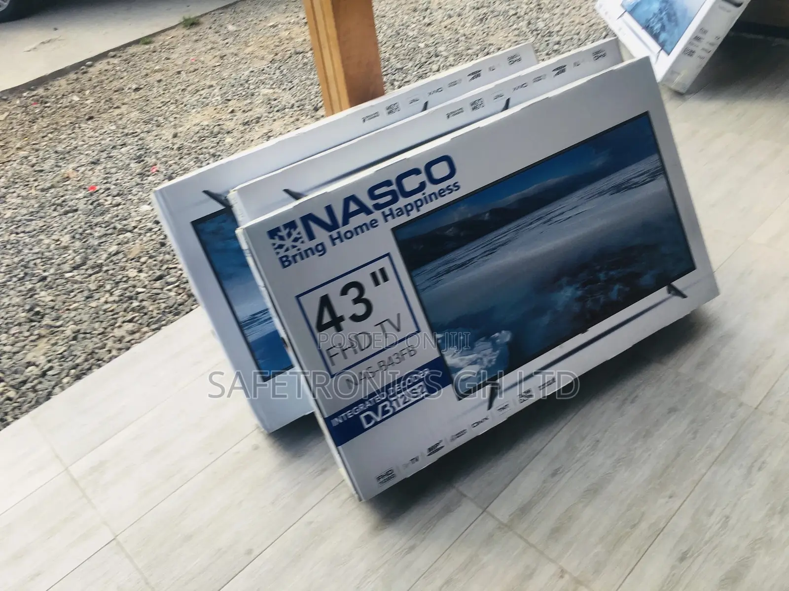 43 Inches Glossy LED Nasco Digital Black Satelliet Tv 