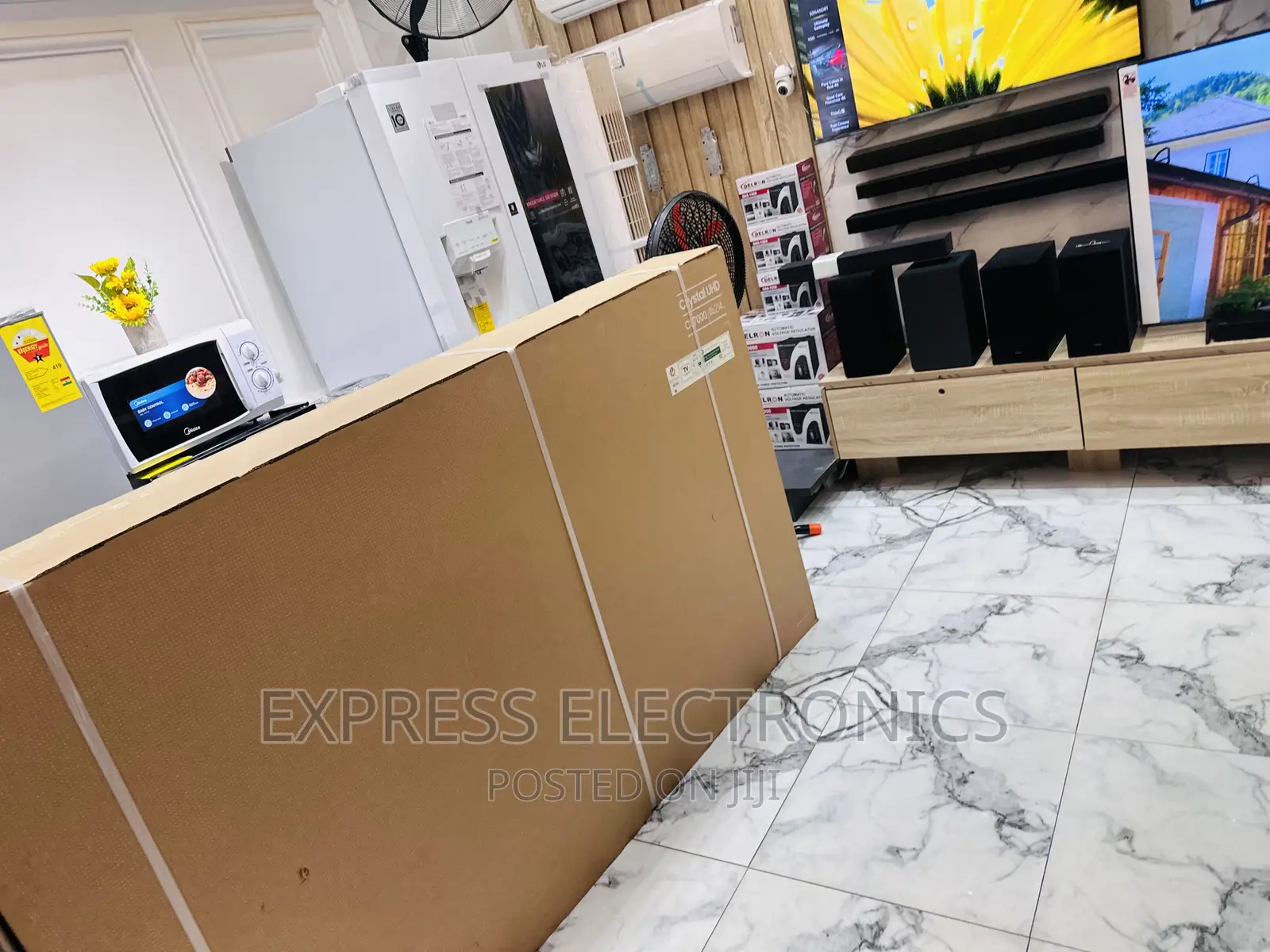 Samsung Tv Best Display UHD Smart 75”Cu7000 Tv 