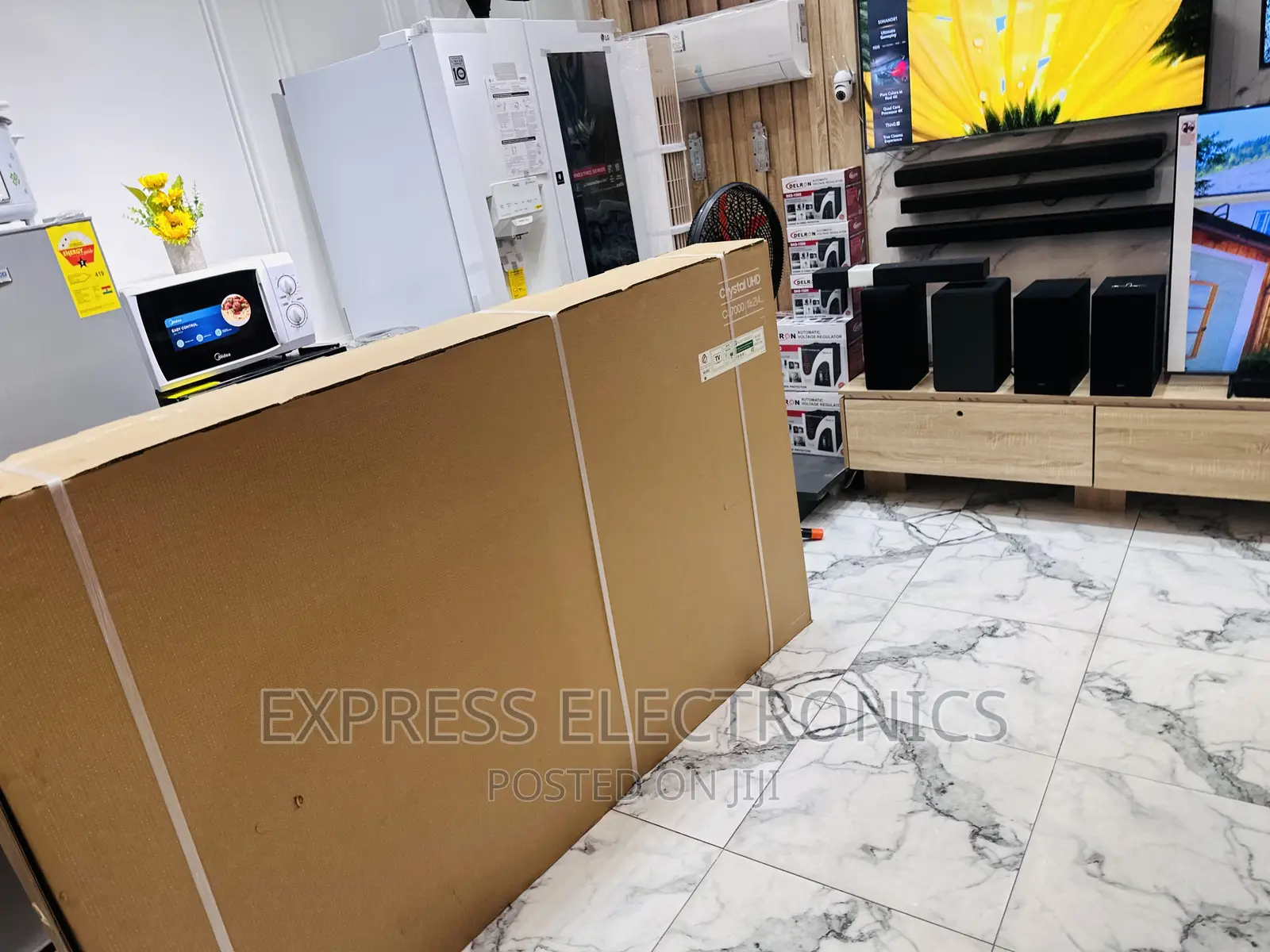 Samsung Tv Best Display UHD Smart 75”Cu7000 Tv 