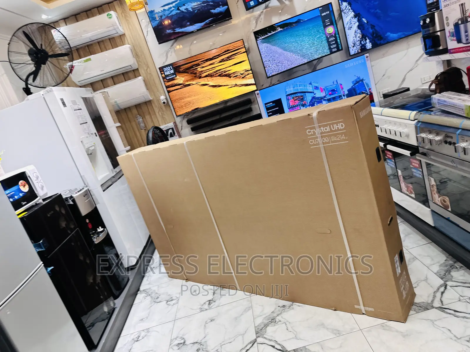 Vivid Pictures Uhd Smart Glossy Samsung Led 85”Cu8000