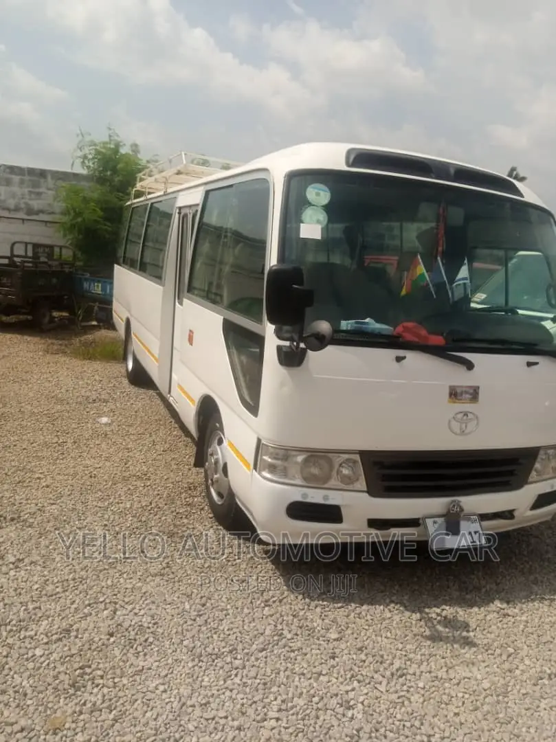 Rent Coaster 30 Seater Buses
