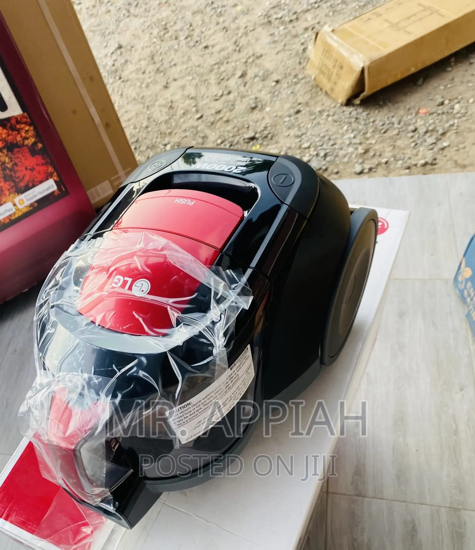 Nicely Designed LG Electric Vacumm Cleaner(Black/Red)