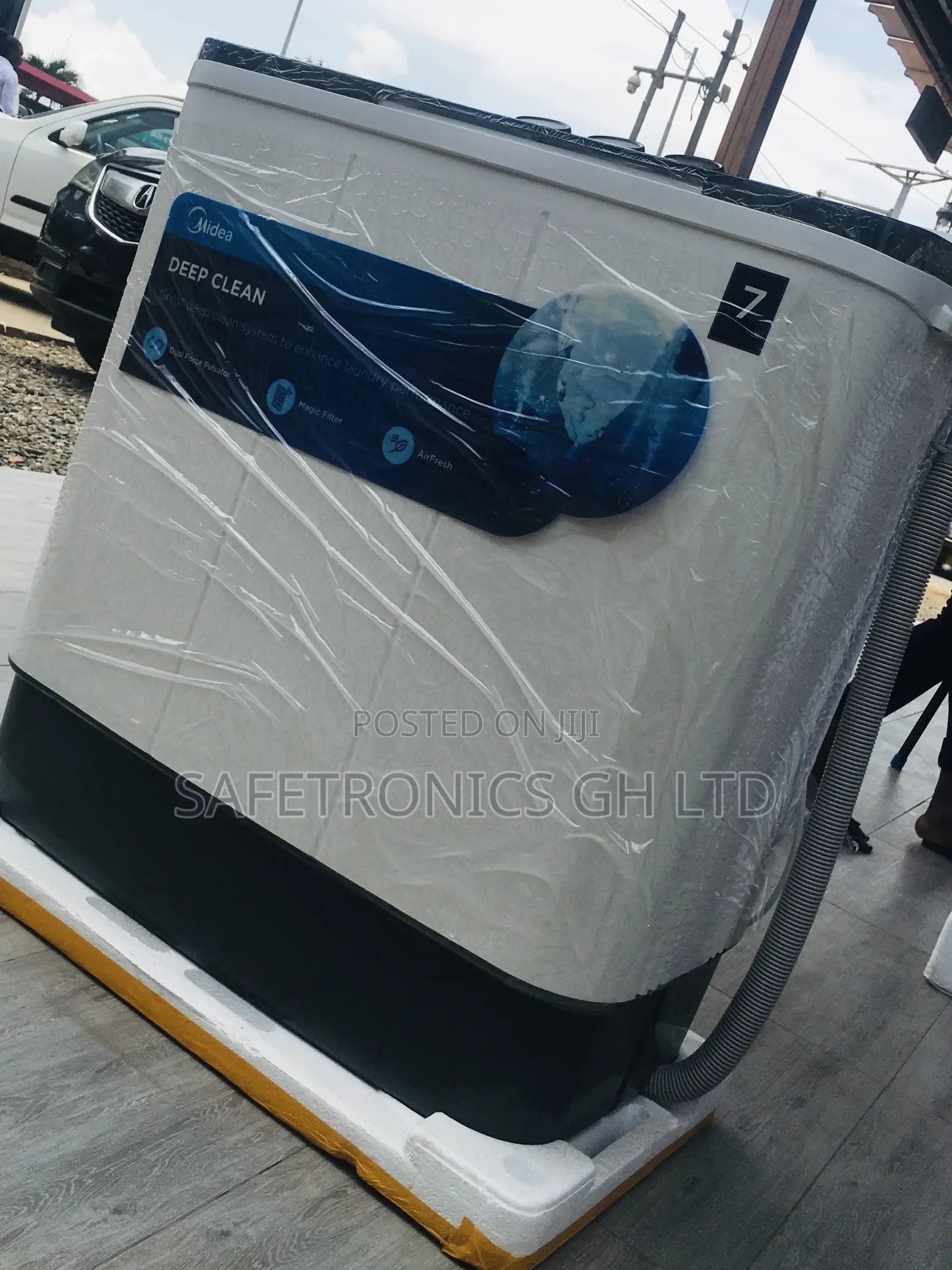 Semiautomatic Midea Essential Washingmachine 7kg Topload 