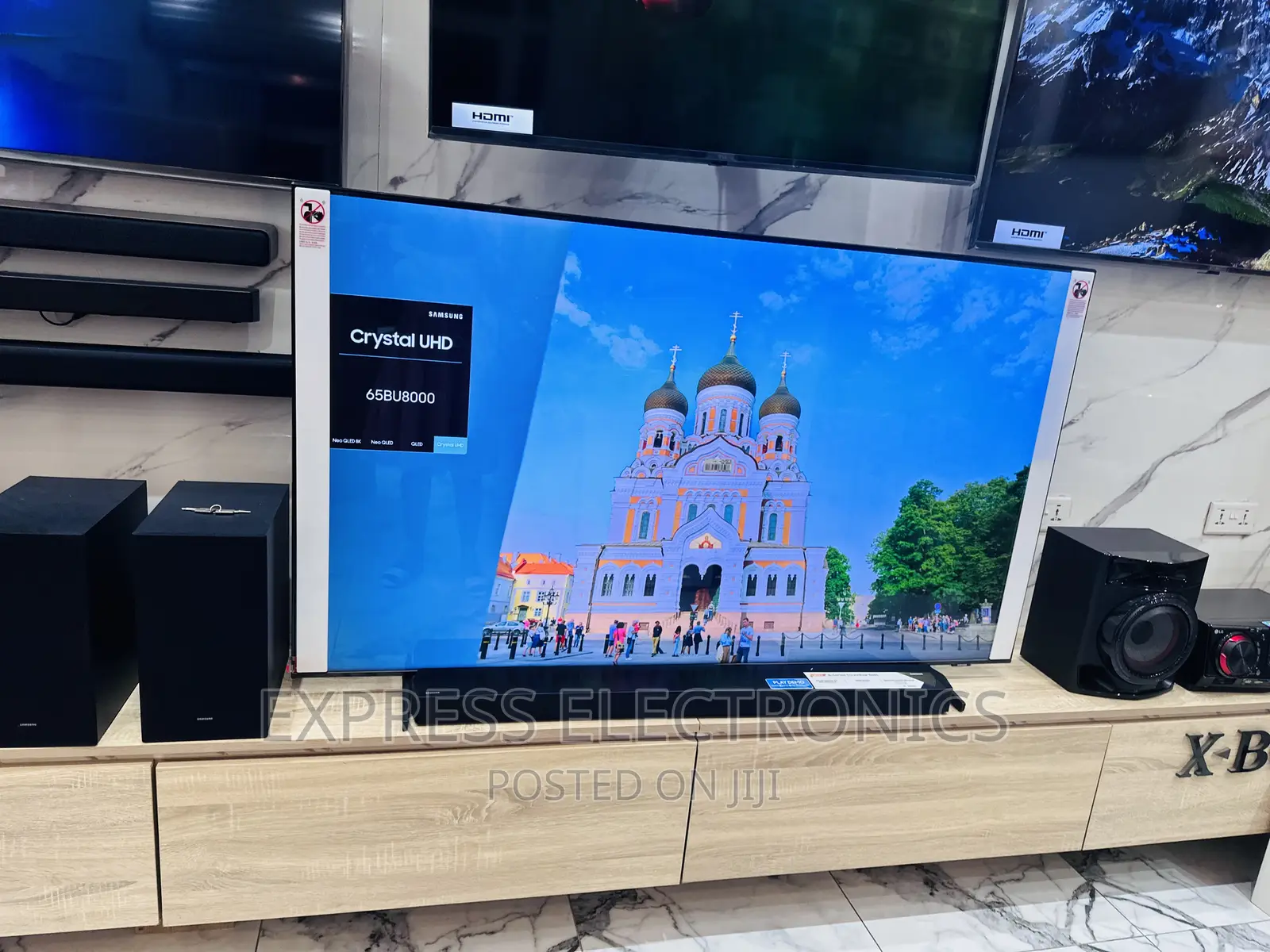 Naturally Crispy UHD LED Display Samsung 65”Cu8000