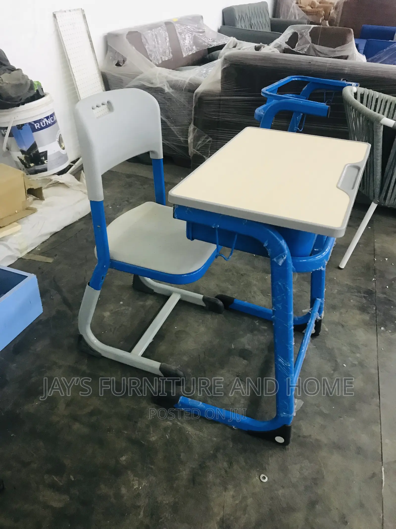 Learning Desk J01