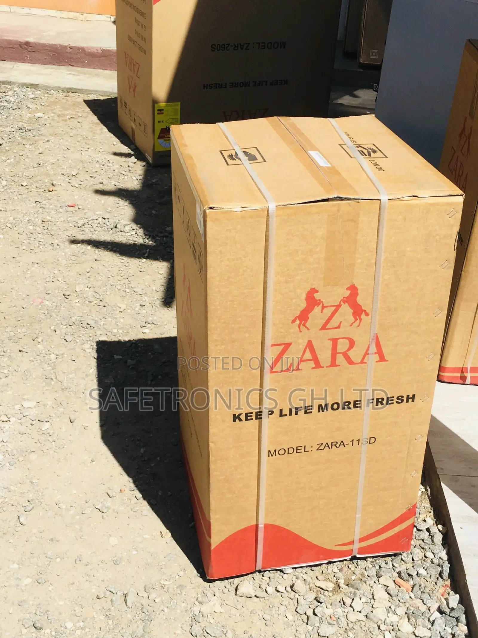  Singledoor Zara-11sd Topfreezer Tabletop Fridge82 Liters