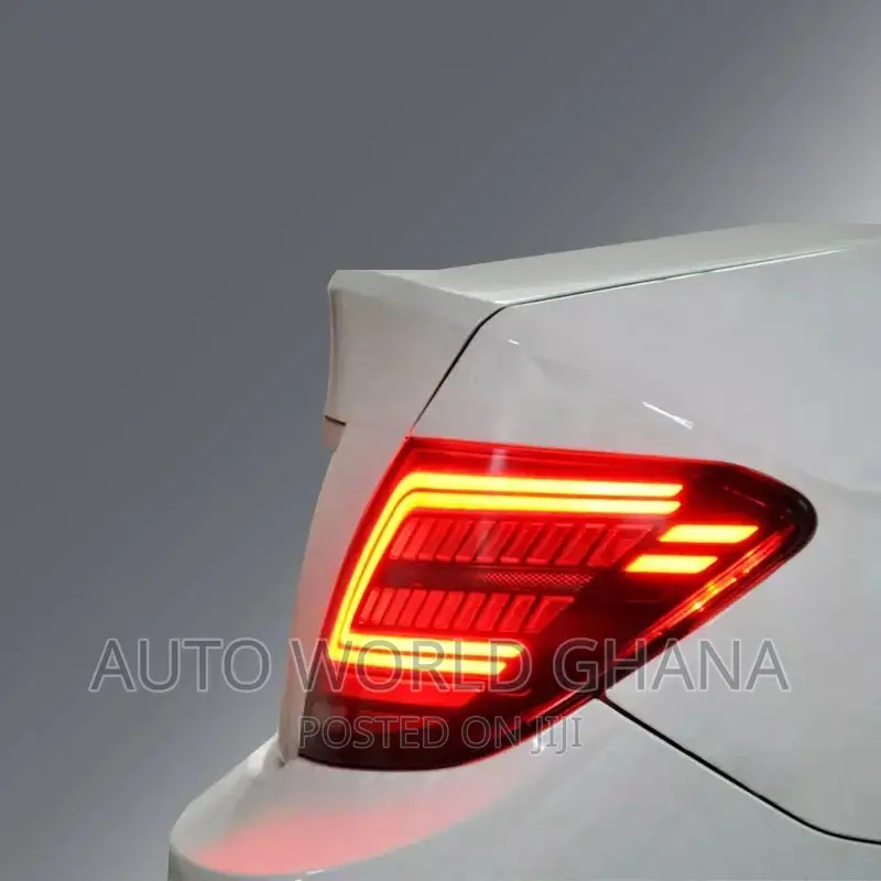 C250 C300 Mercedes Benz W204 2008-2014 LED Tail Lamp