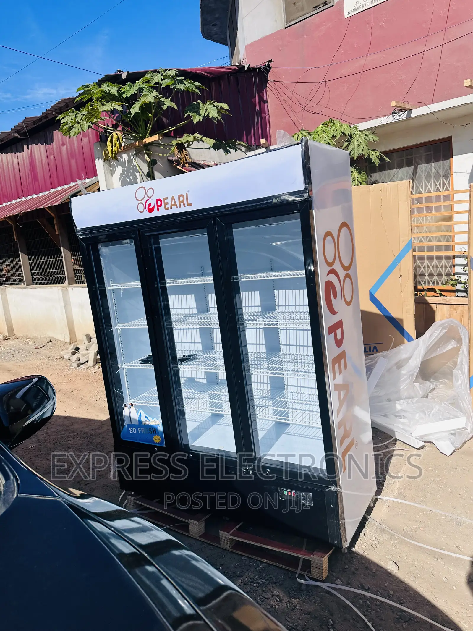 3doors Glass Display Fridge Pearl PVC-150