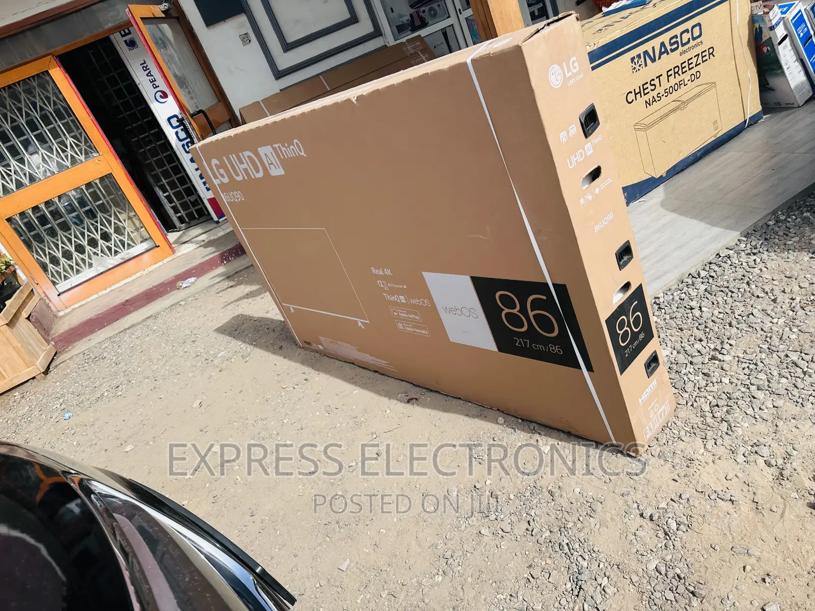 Max View UHD Smart Glossy Lg 86”Uq90