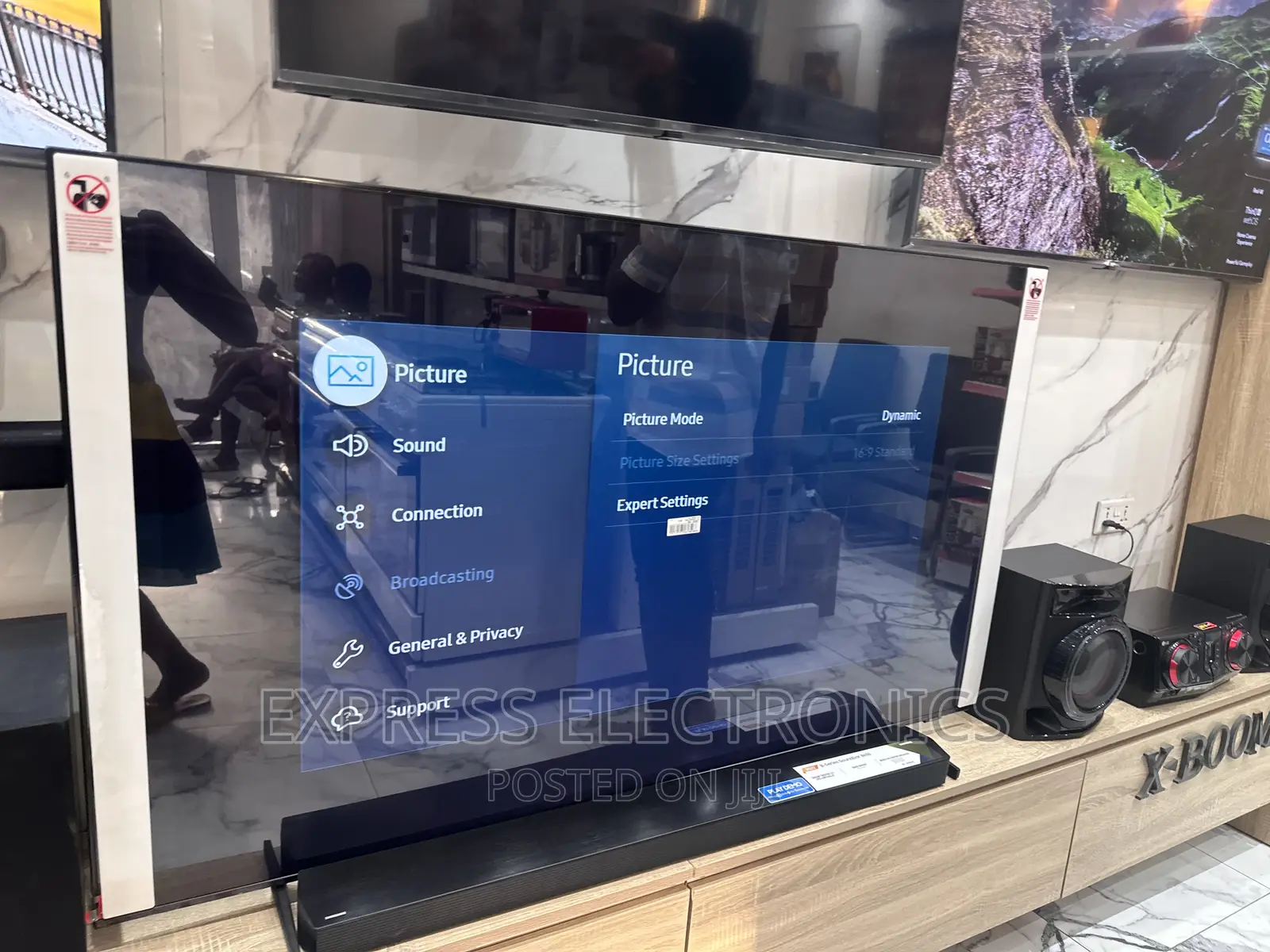 Supreme Vision UHD Samsung 65”Cu8000 Tv 