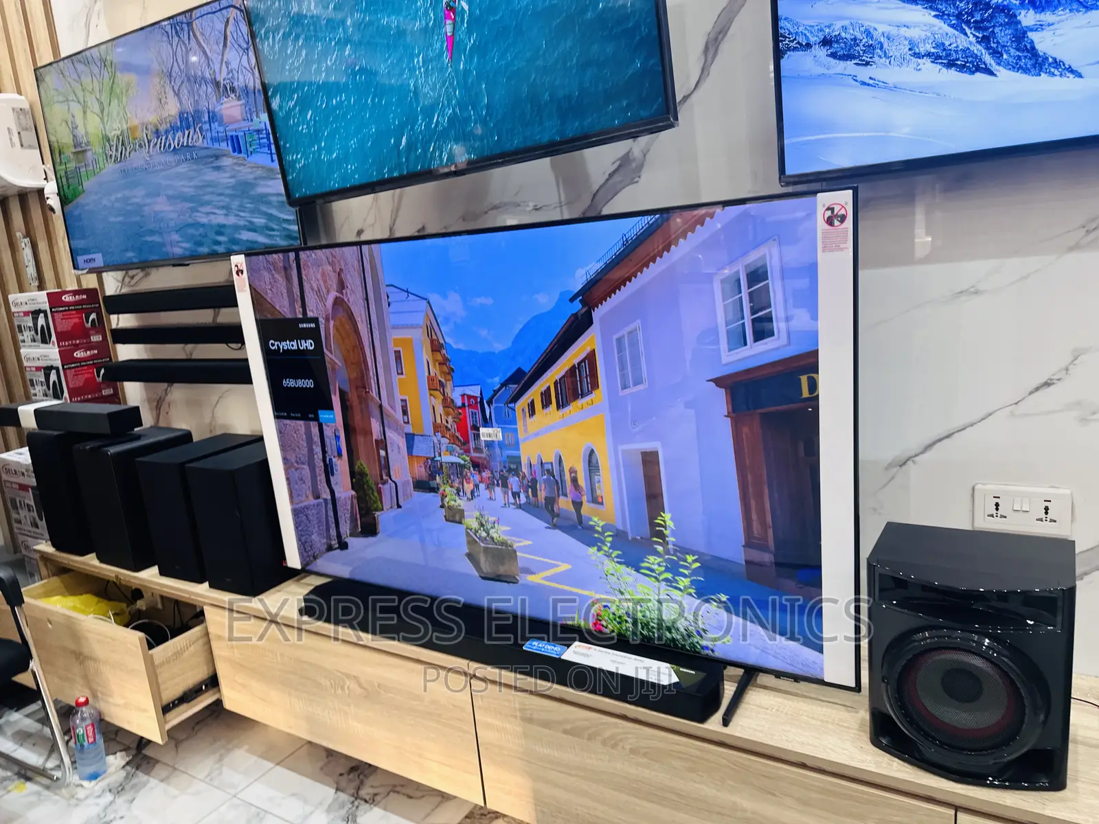 Fine View Display UHD Smart Samsung 65”Cu8000