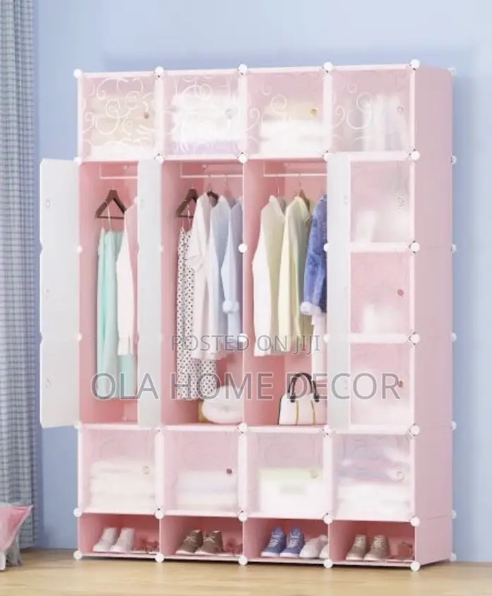20 Cubes With Shoe Rack