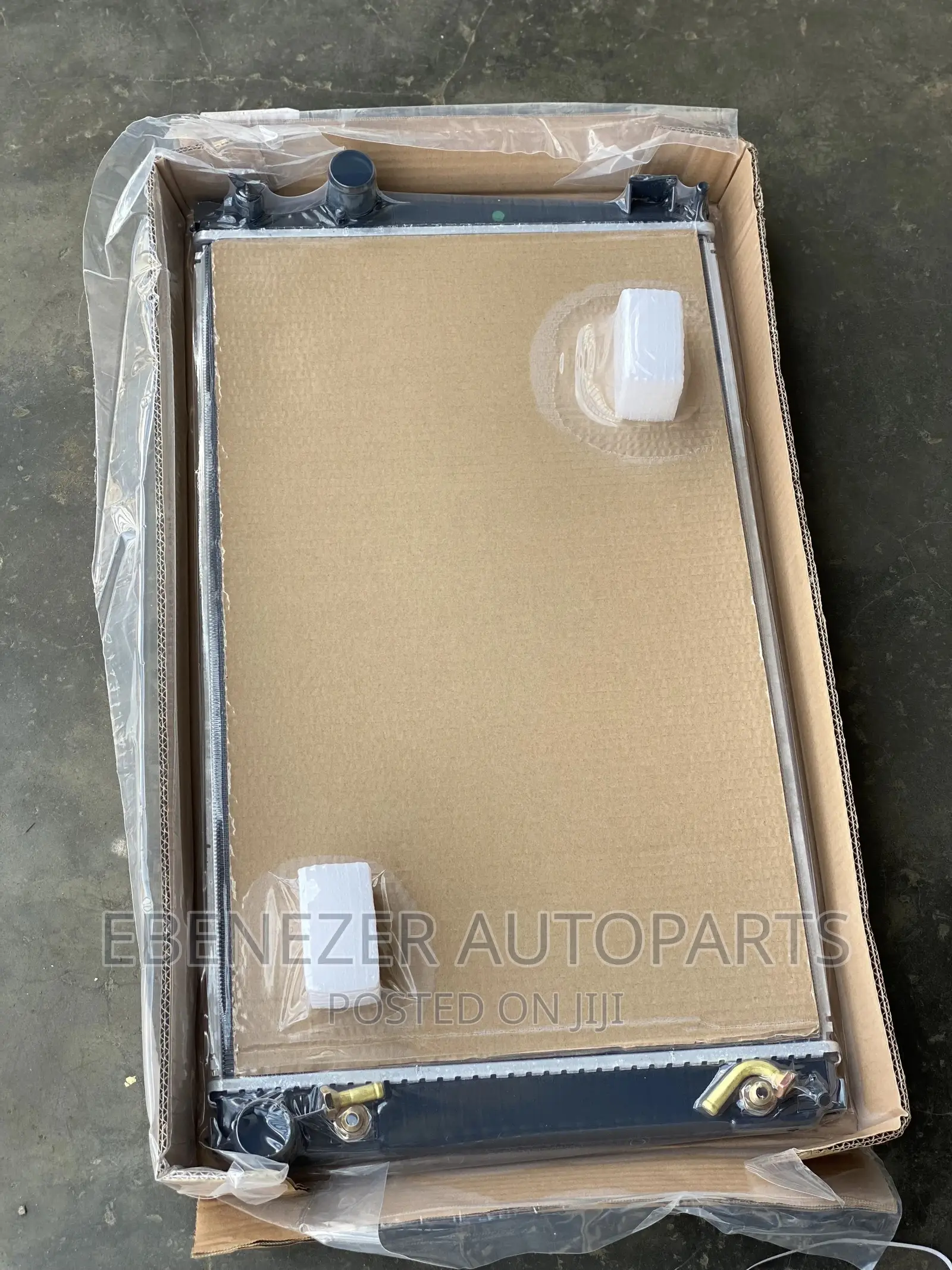 Toyota Rav 4 2011,2012,2013,2014 Radiator