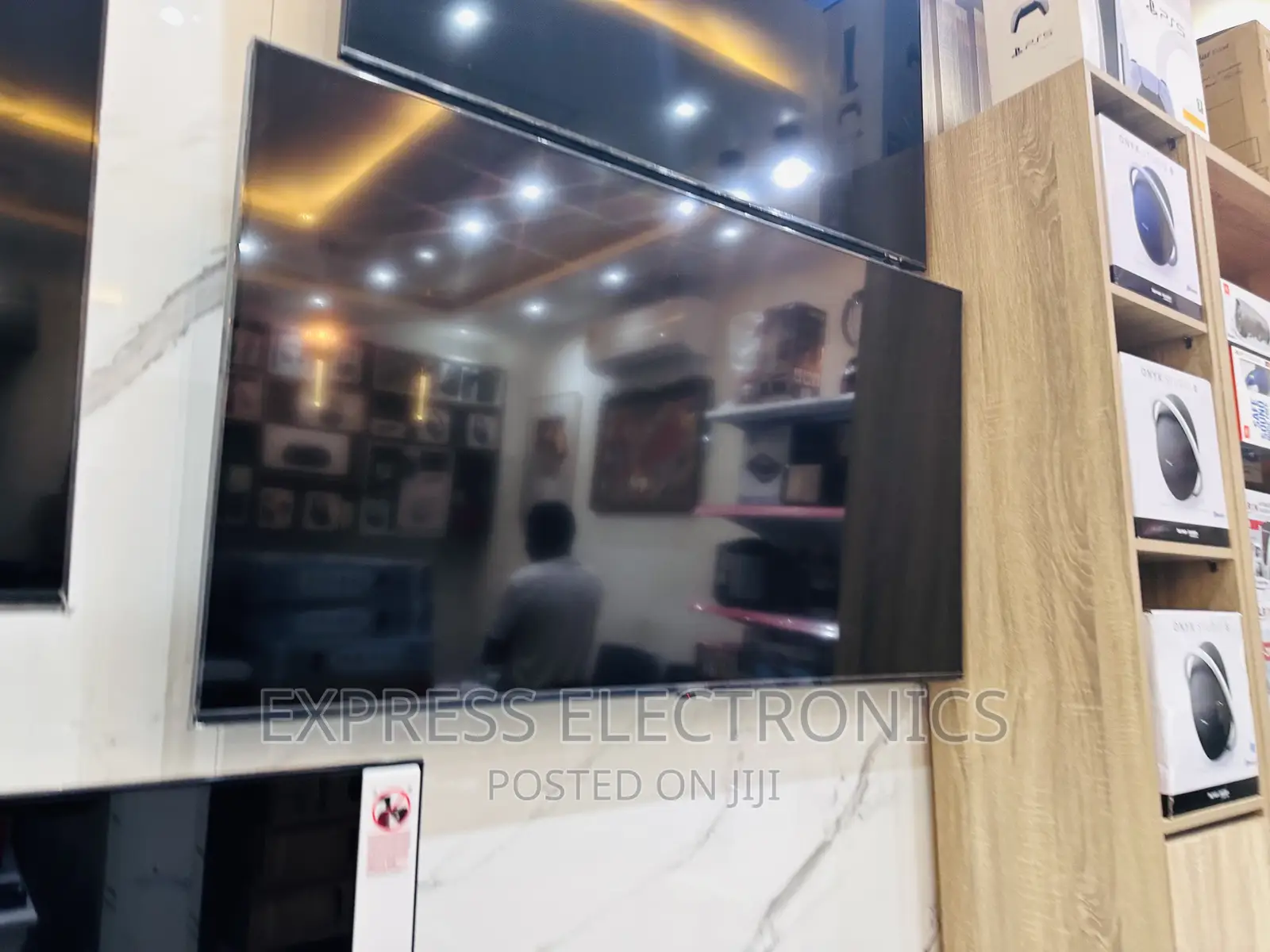 Shop the Best Lg UHD Tv Glossy Tv 65”UR730